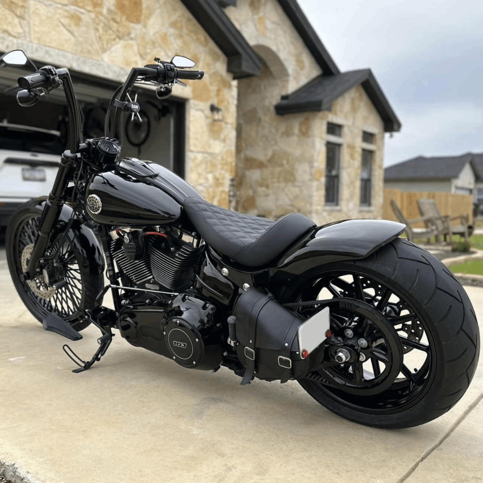 Heavy Duty Gloss Black Motorcycle Rear Fender Mudguard with Brake & Turn Lights - Compatible with 2013-2017 Harley Davidson Softail Breakout - Perfect for Wet Weather Riding and Custom Bike Upgrades