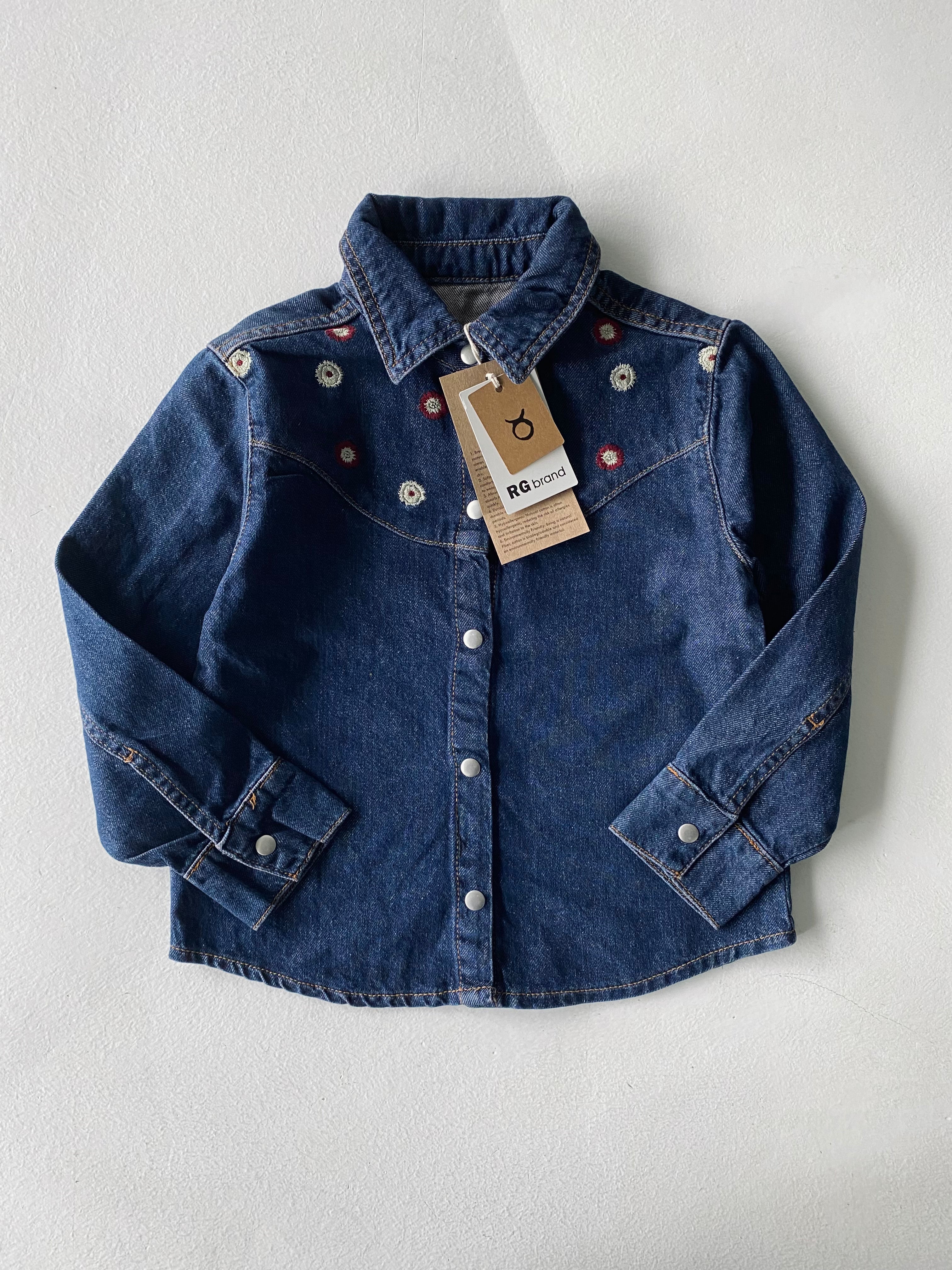 Stylish Embroidered Denim Shirt for Men - Trendy Casual Wear for Everyday Outfits and Street Fashion