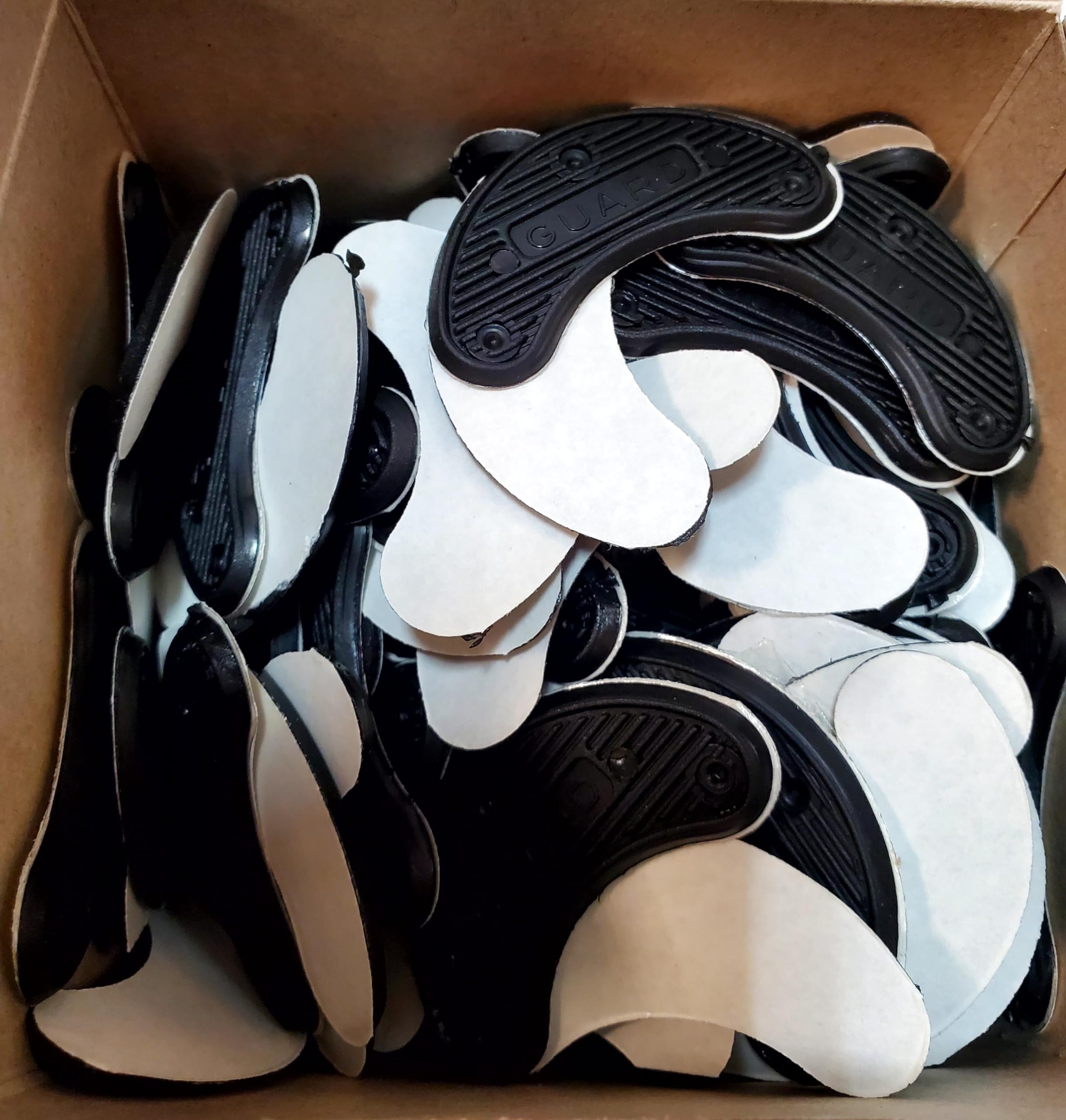 100 Pairs Plastic Shoe Guard Plates for Size 5 Boots (2 1/8