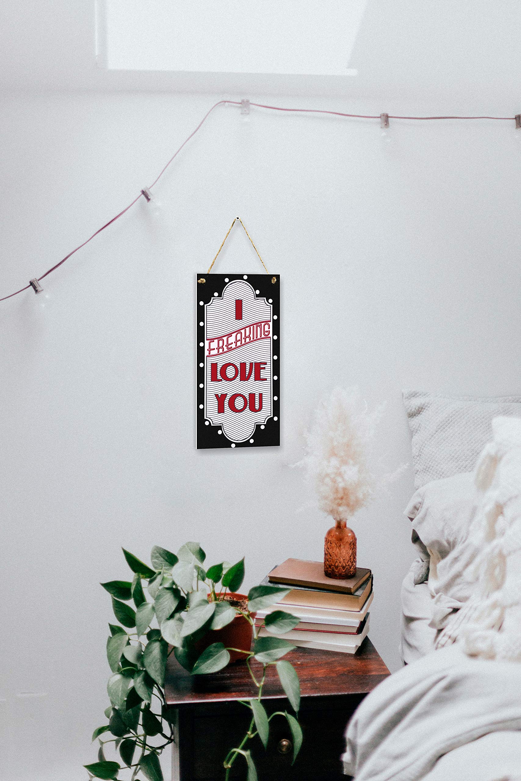 CARISPIBET 'I Freaking Love You' Wooden Wall Sign - 12x6 Inch Funny Home Decor Plaque for Bedroom, Living Room & Office - Romantic & Humorous Gift for Couples, Valentine's Day & Anniversaries