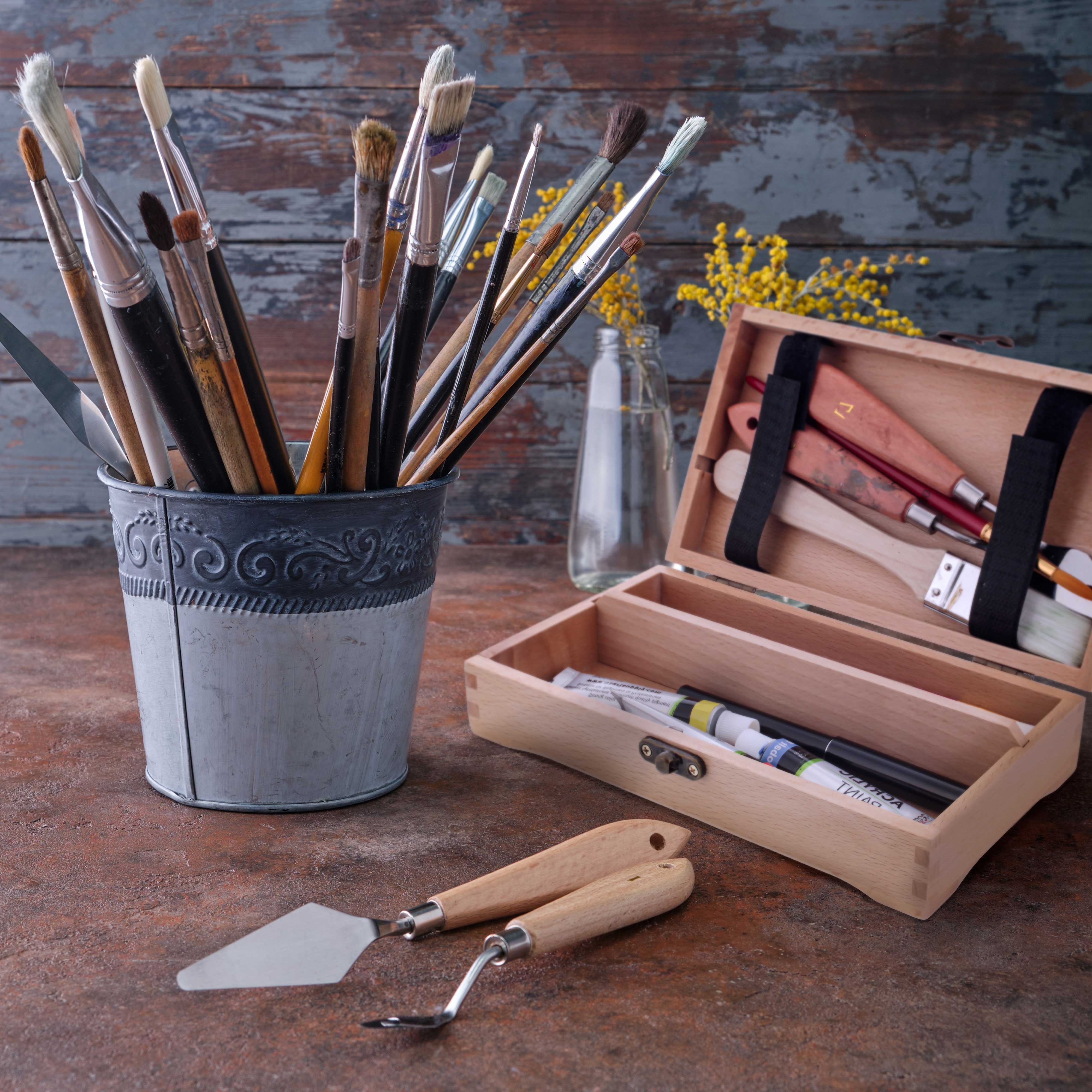 Multi-Function Unfinished Beechwood Artist Tool & Brush Storage Box with Locking Clasps - Organize & Protect Pencils, Erasers, Art Supplies - Perfect for Artists, Students & DIY Enthusiasts at Home or Studio