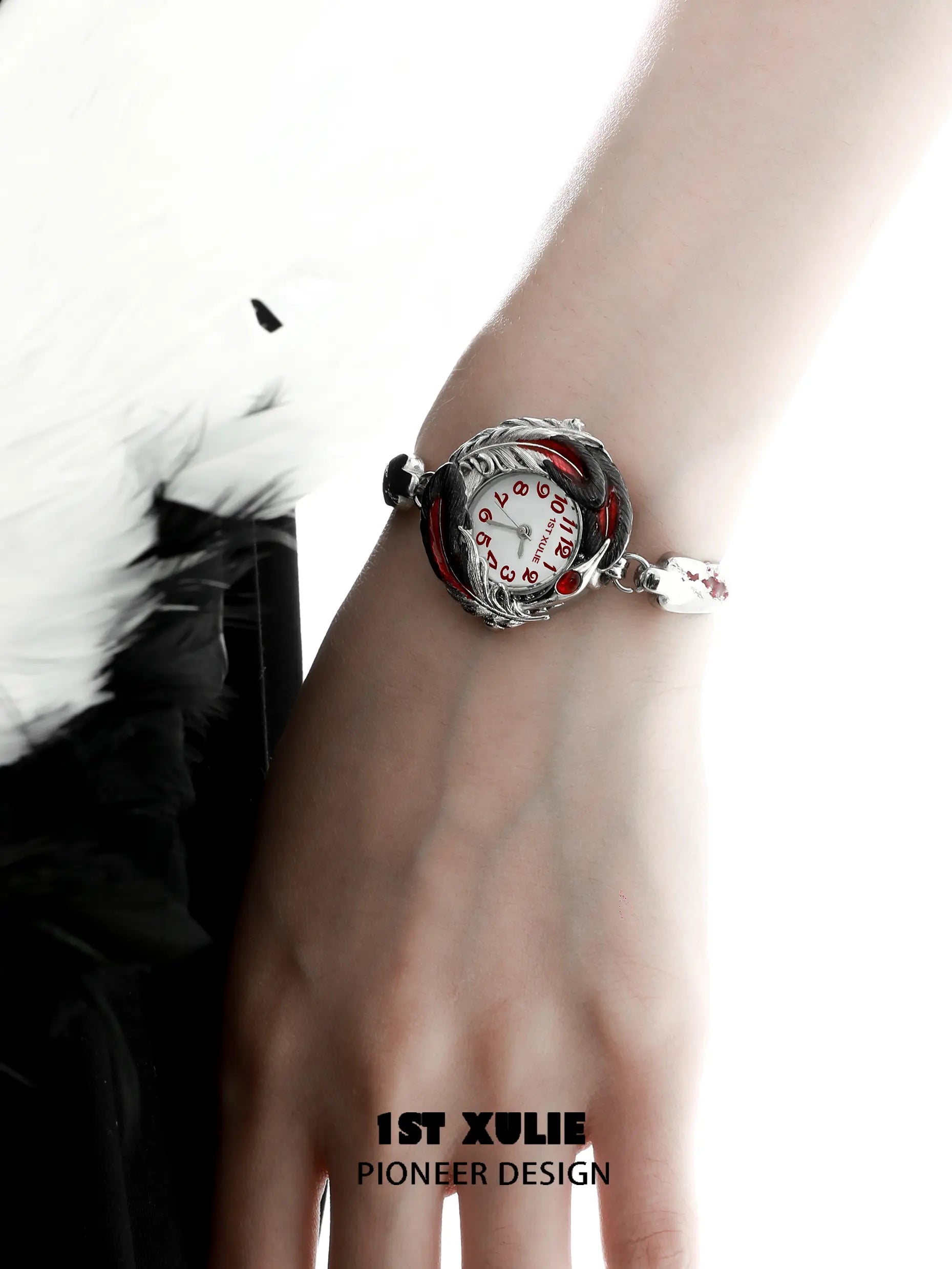 18K Platinum Feather Quartz Watch for Women - Elegant Luxury Timepiece with Crane Design - Perfect for Gifts, Weddings & Special Occasions