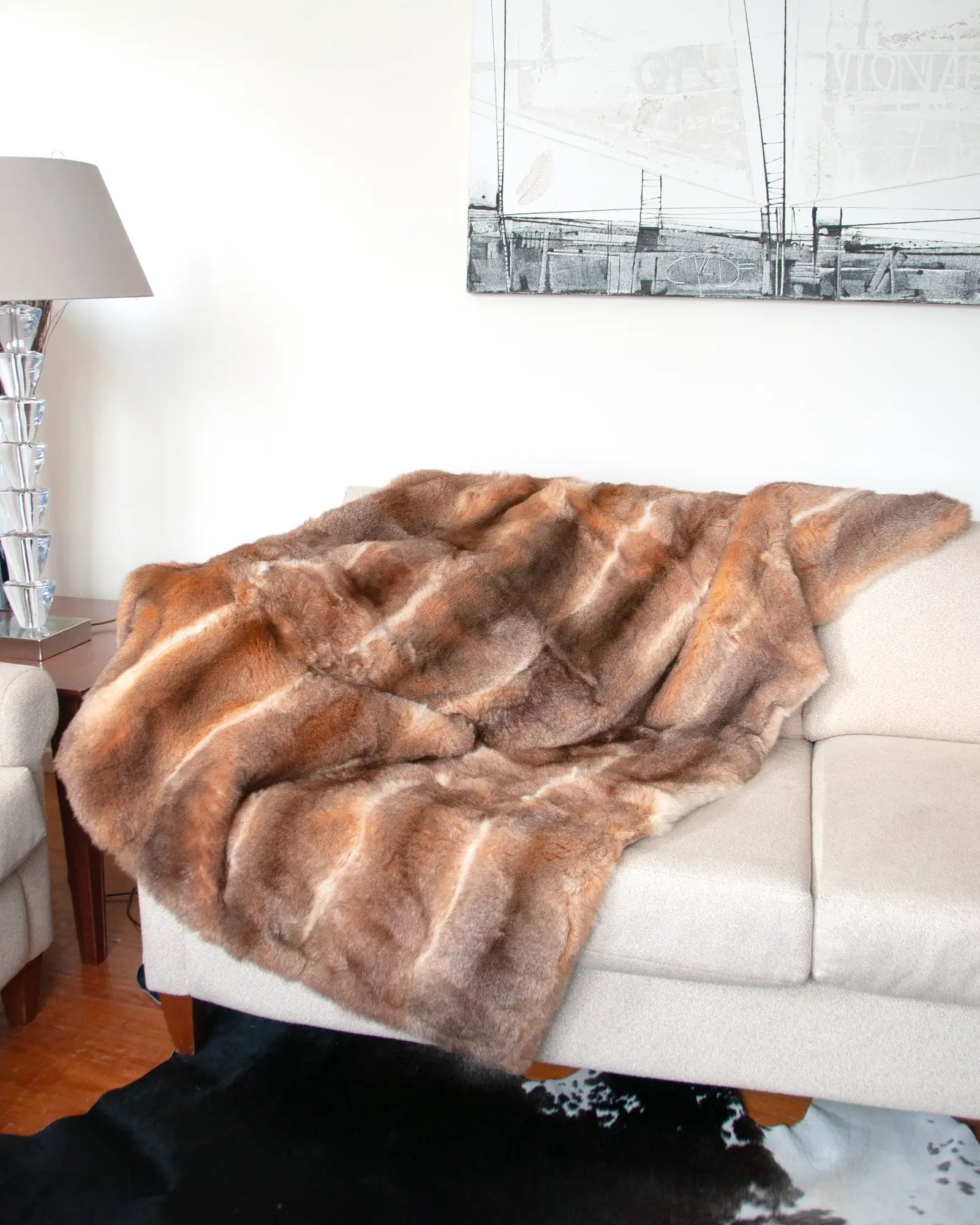 Luxury Honey Possum Fur Throw Blanket - Soft & Warm Natural Fur for Cozy Home Decor - Perfect for Sofa, Bed & Winter Nights