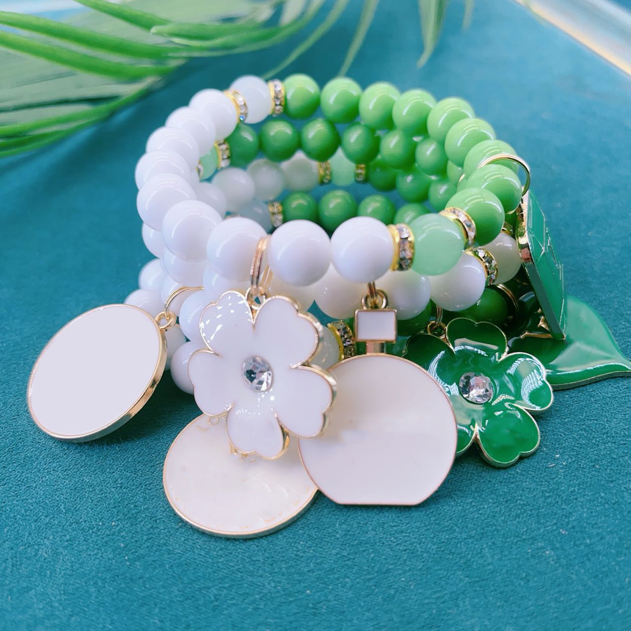 4PCS Fashion Adjustable Charm Bracelets for Women - Trendy Boho Beaded Jewelry Gift Set, Perfect for Parties, Dating & Daily Wear