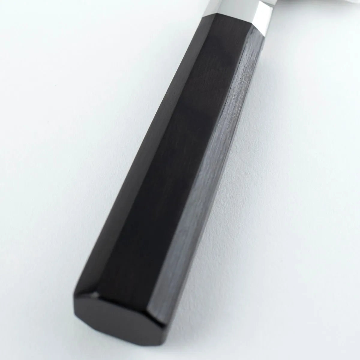 Shun Dual Core 7-Inch Santoku Knife - Japanese Kitchen Knife for Slicing, Dicing & Chopping - Perfect for Vegetables, Meat & Fish - Professional Chef & Home Cooking Essential