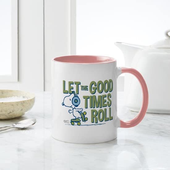 Snoopy Skate Ceramic Coffee Mug 11 oz (325 ml) - Funny Cartoon Character Mug for Coffee, Tea & Hot Drinks - Perfect Gift for Peanuts Fans, Office Use & Home Decor