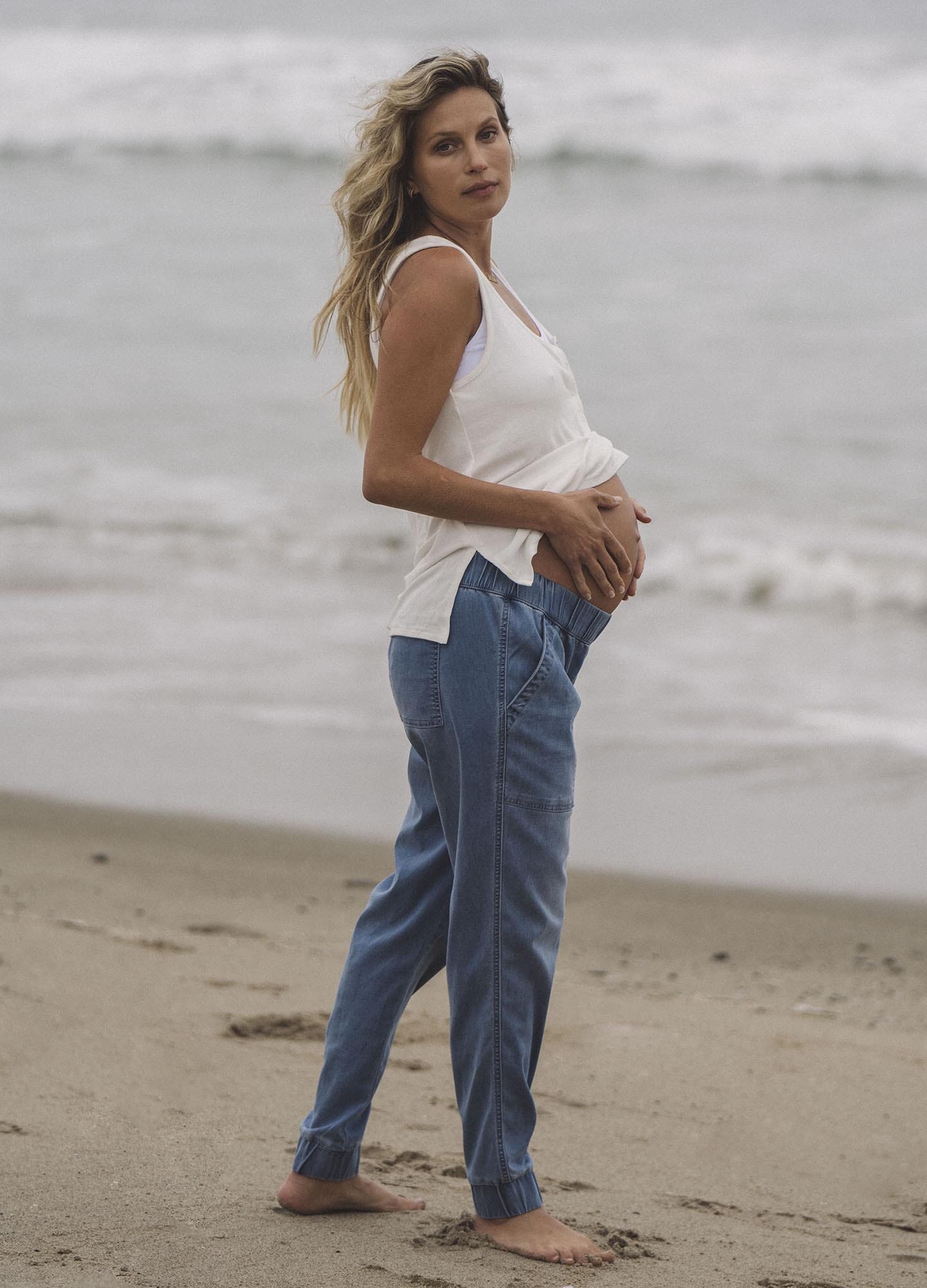 Stylish & Comfortable Easy Denim Joggers for Women & Men - Perfect for Casual Wear, Lounge & Outdoor Activities