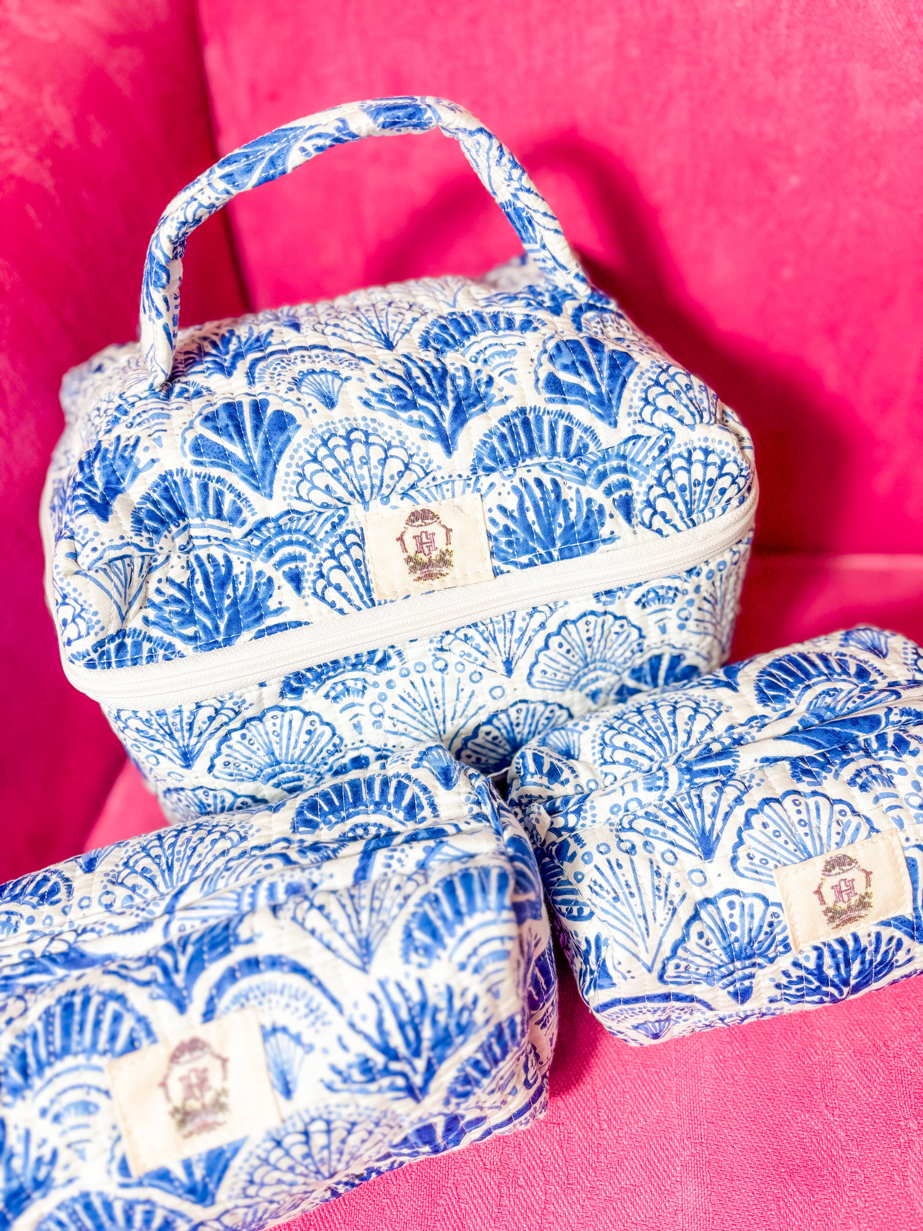 Calico Scallop Quilted Cosmetic Bags Set of 3 - Travel Makeup Organizer for Women, Toiletry Pouch for Vacation & Daily Use