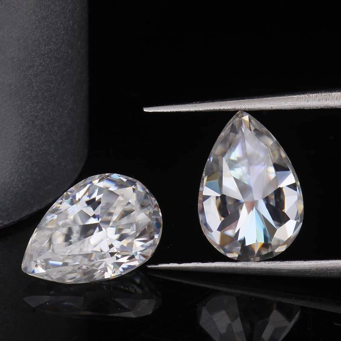 Loose Moissanite Pear Cut 1CT-50CT VVS1 for Engagement Rings & Jewelry