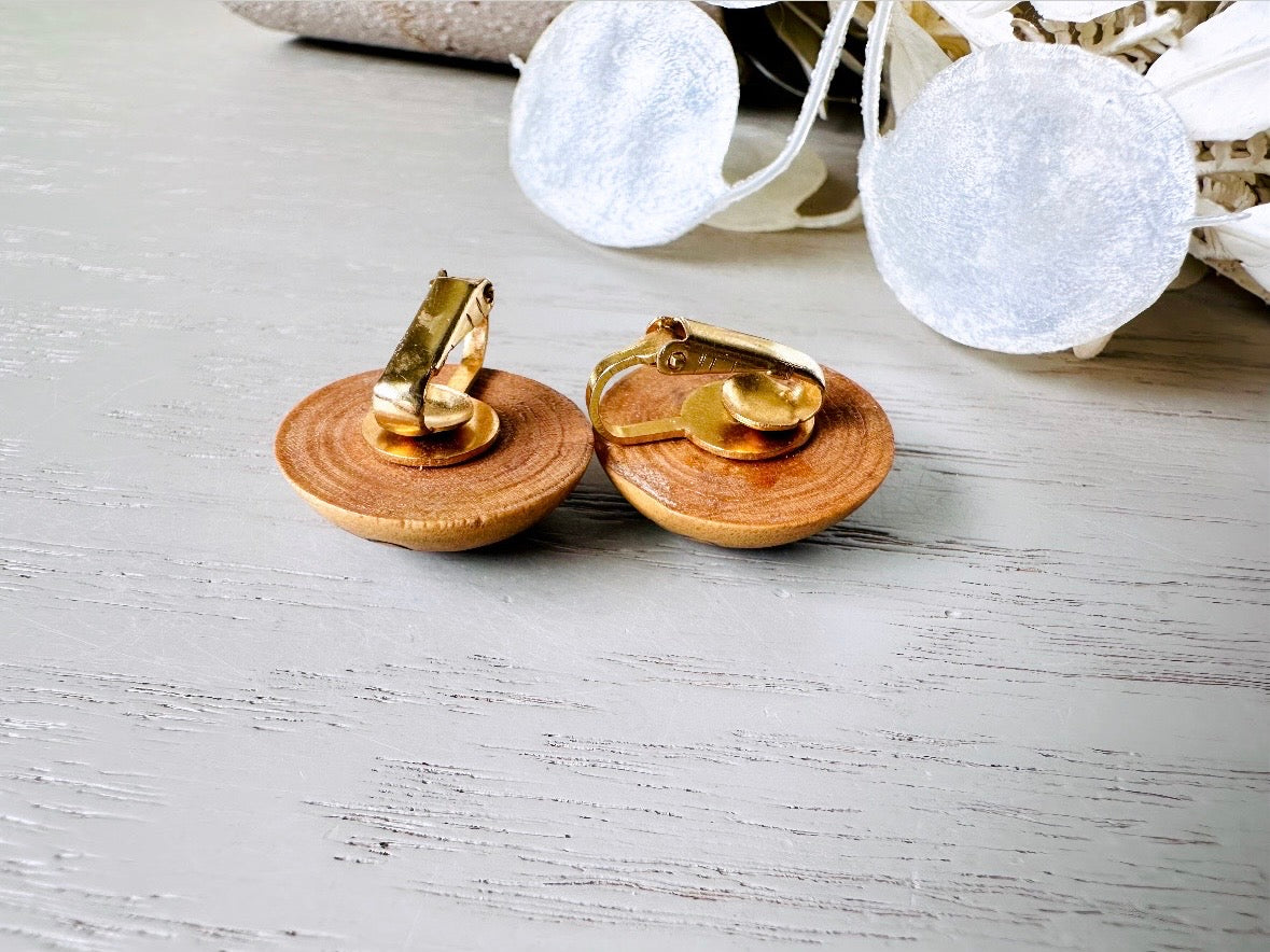 Vintage 1970s Wood Burned Clip-On Earrings - Bohemian Wood Button Earrings with Black Carved Flowers - Unique Retro Jewelry for Women - Perfect for Hippie, Boho, and Vintage Fashion Outfits