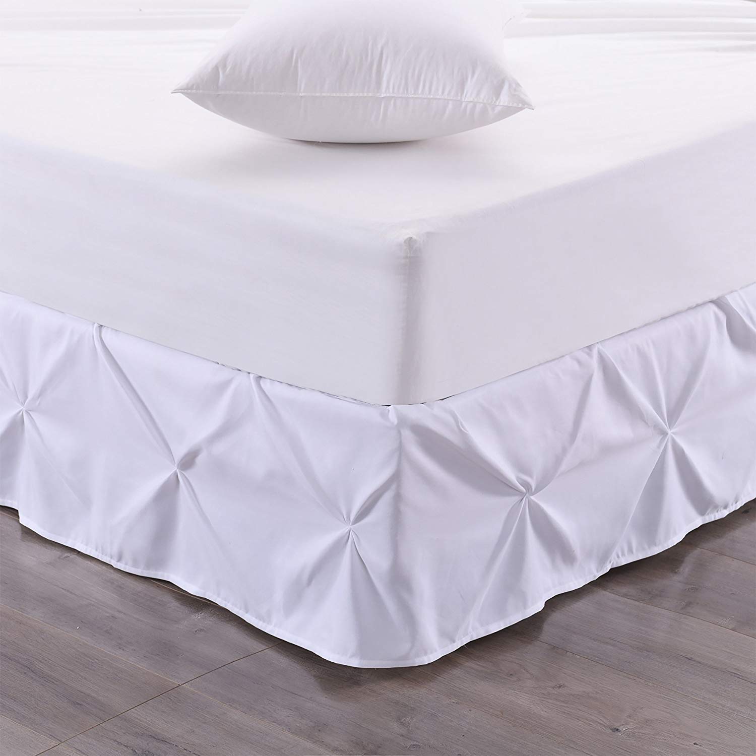 Premium 100% Egyptian Cotton 800 Thread Count Queen Size Bed Skirt - Soft Finish Long Staple Pinch Pleated Pintuck Design, 14 Inch Drop Length in White | Perfect for Luxury Bedroom Decor & Hotel Style Bedding