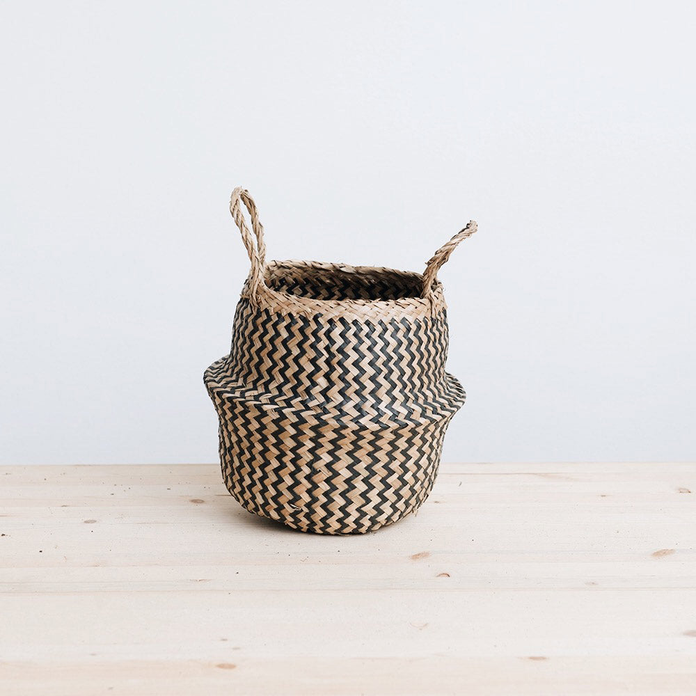 Mini Belly Basket - Black Zigzag Design for Small Pets, Cats & Dogs - Perfect for Home, Travel & Outdoor Adventures