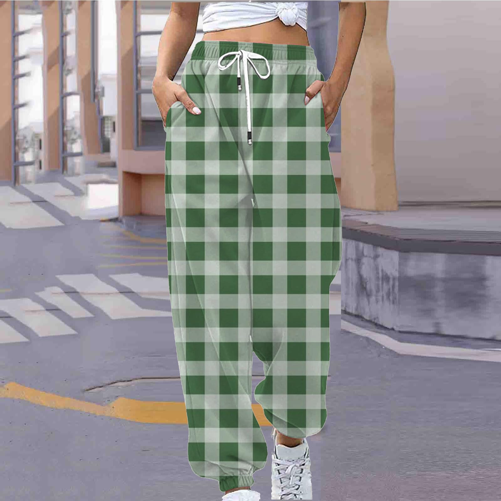 Trendy Checkered Women's Baggy Pants - Plus Size Lounge Sweatpants for Casual & Active Wear