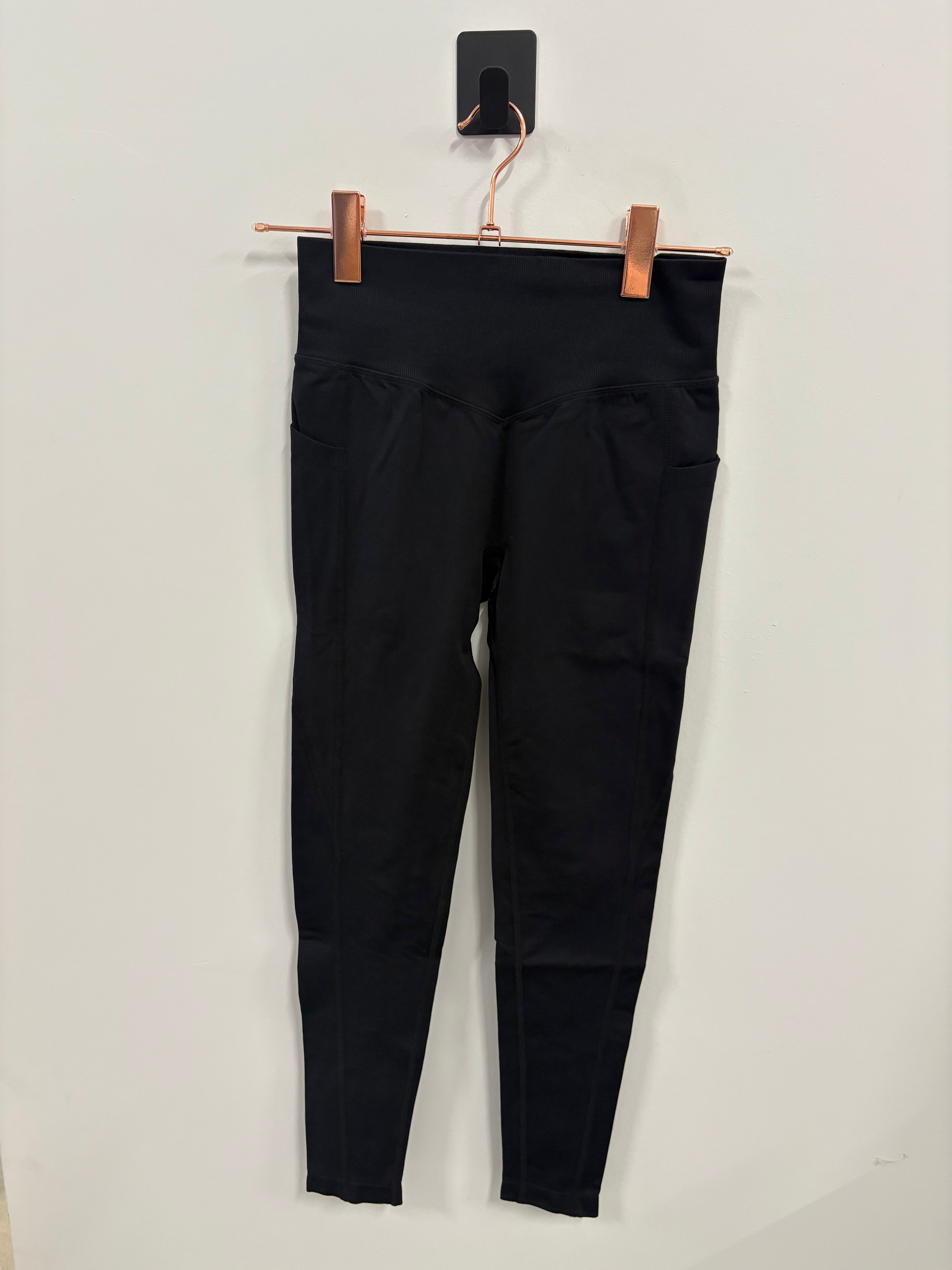 Contour Seamless Leggings with Pockets - Black Small | High Waist Yoga Pants for Women | Perfect for Workouts, Running & Lounge Wear