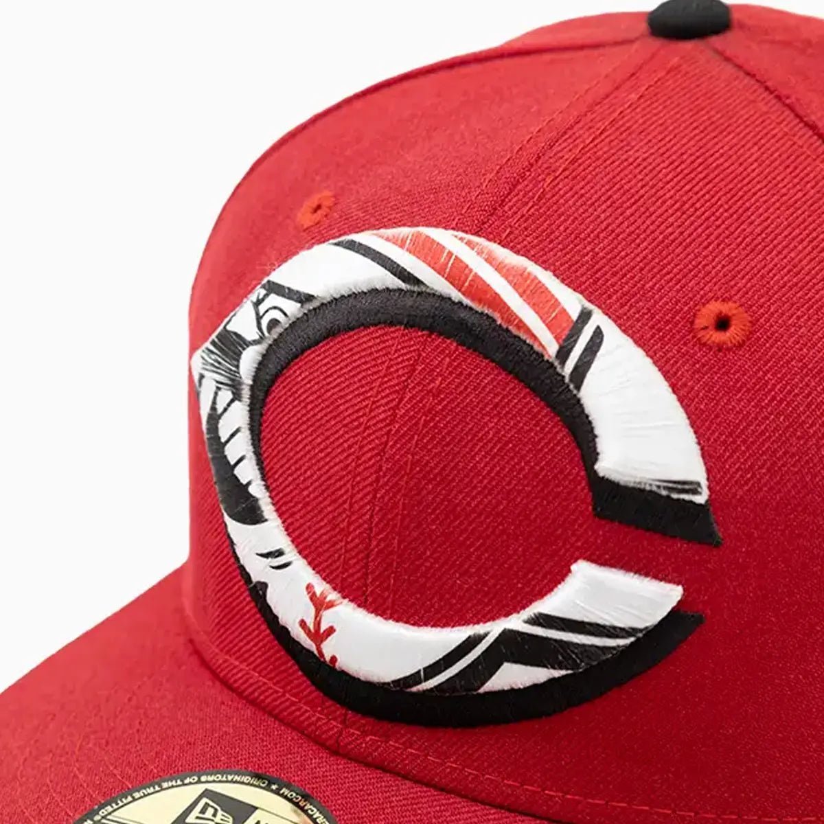 Official Cincinnati Reds MLB 59FIFTY Fitted Hat - Adjustable Baseball Cap for Men & Women - Perfect for Games, Sports & Casual Wear