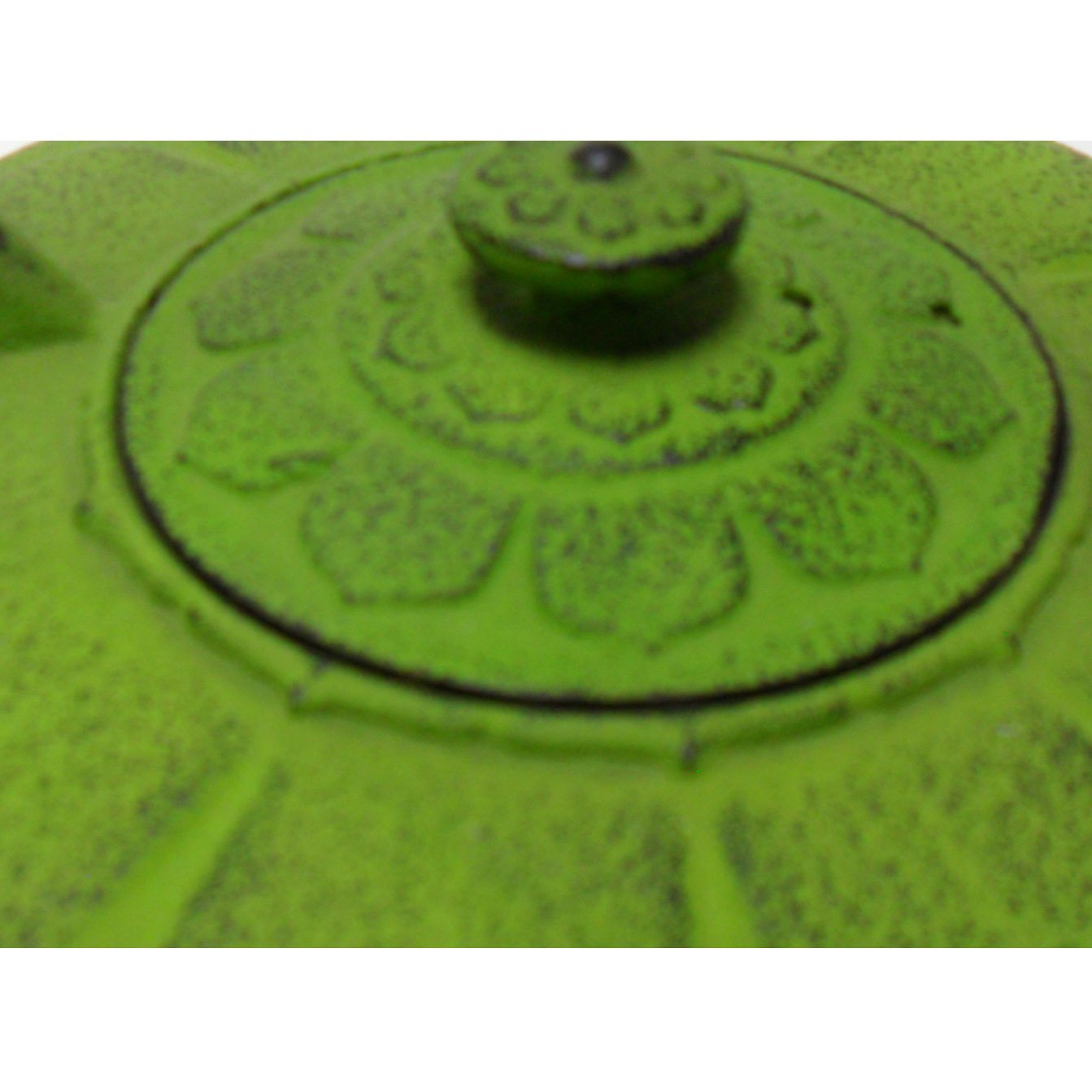 Premium Cast Iron Tea Set - 25oz Japanese Tetsubin Teapot with 2 Cups, Perfect for Traditional Tea Ceremonies & Home Relaxation