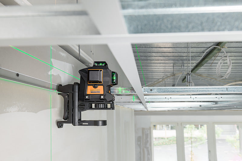 Geo FENNEL Geo 6X SP Green 3 x 360 Multiline Laser Level with Hard Carry Case - Professional Grade for Construction, Leveling, and Alignment Projects