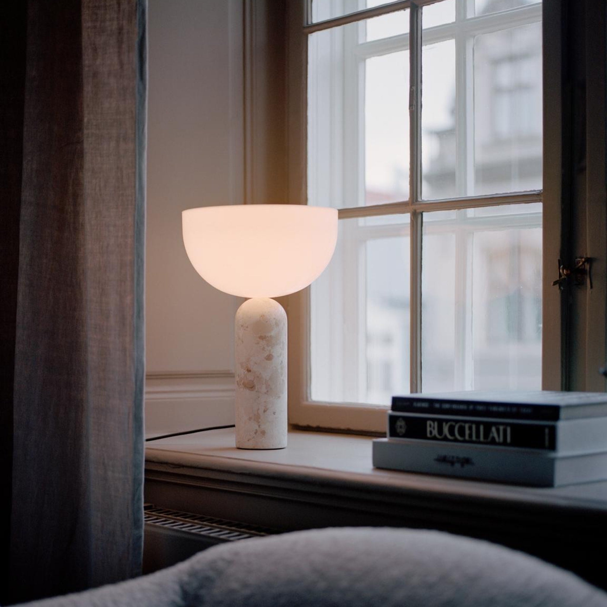 NEW WORKS Kizu Table Lamp - Modern Kunis Breccia Marble Desk Light, Large Size for Living Room & Bedroom Decor