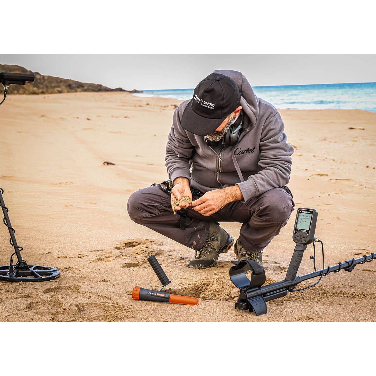 Nokta The Legend Pro Pack Metal Detector with LG30 Coil - Professional Gold & Treasure Hunting Equipment for Beach, Field & Relic Search