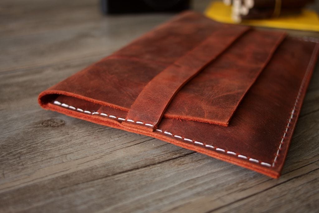 Premium Custom Leather Kindle Oasis Case Sleeve - Handmade Genuine Leather Cover with Auto Sleep/Wake - Perfect for Travel, Reading & Gifts