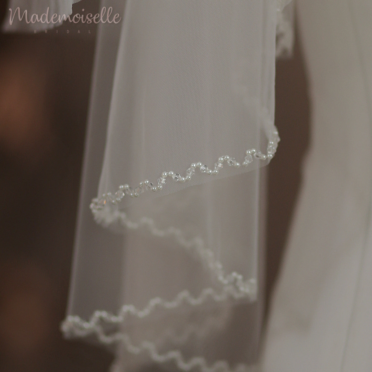 Elise Veil - Elegant Bridal Wedding Veil for Bride, Perfect for Church Ceremony & Outdoor Wedding Photography