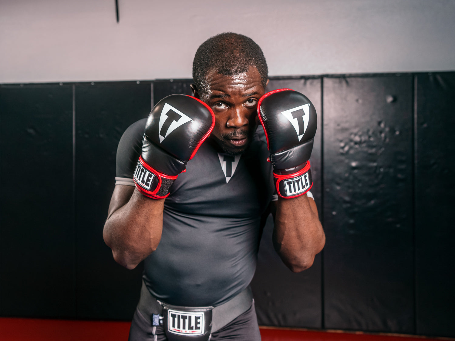 MMA Training Gloves 2.0 - Premium Sparring Gloves for Safe Combat Practice - Perfect for MMA, Muay Thai & Kickboxing Training Sessions