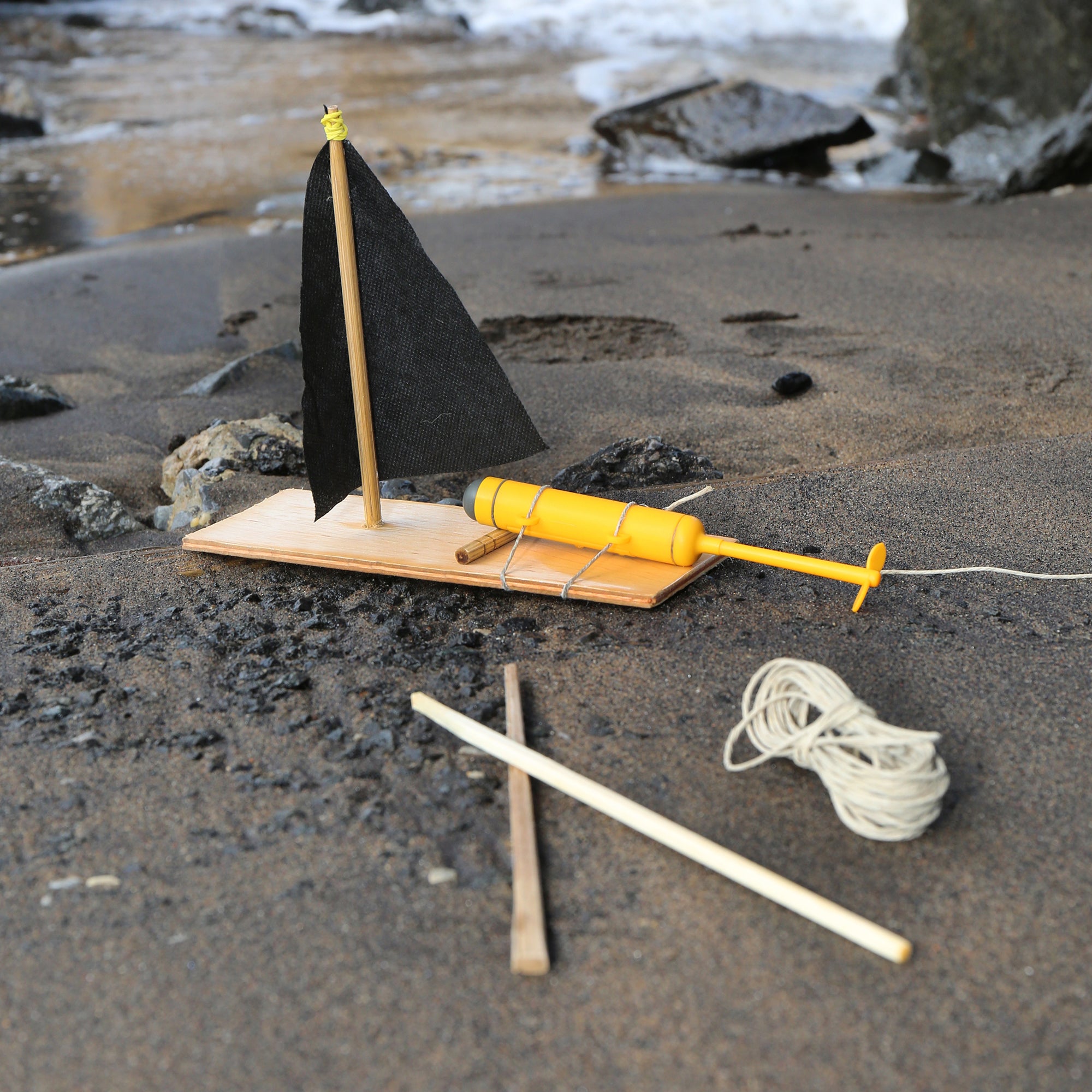 DIY Huckleberry Motor Boat Kit - Build Your Own Toy Boat for Kids & Adults - Perfect for Pools, Lakes & Bathtub Play