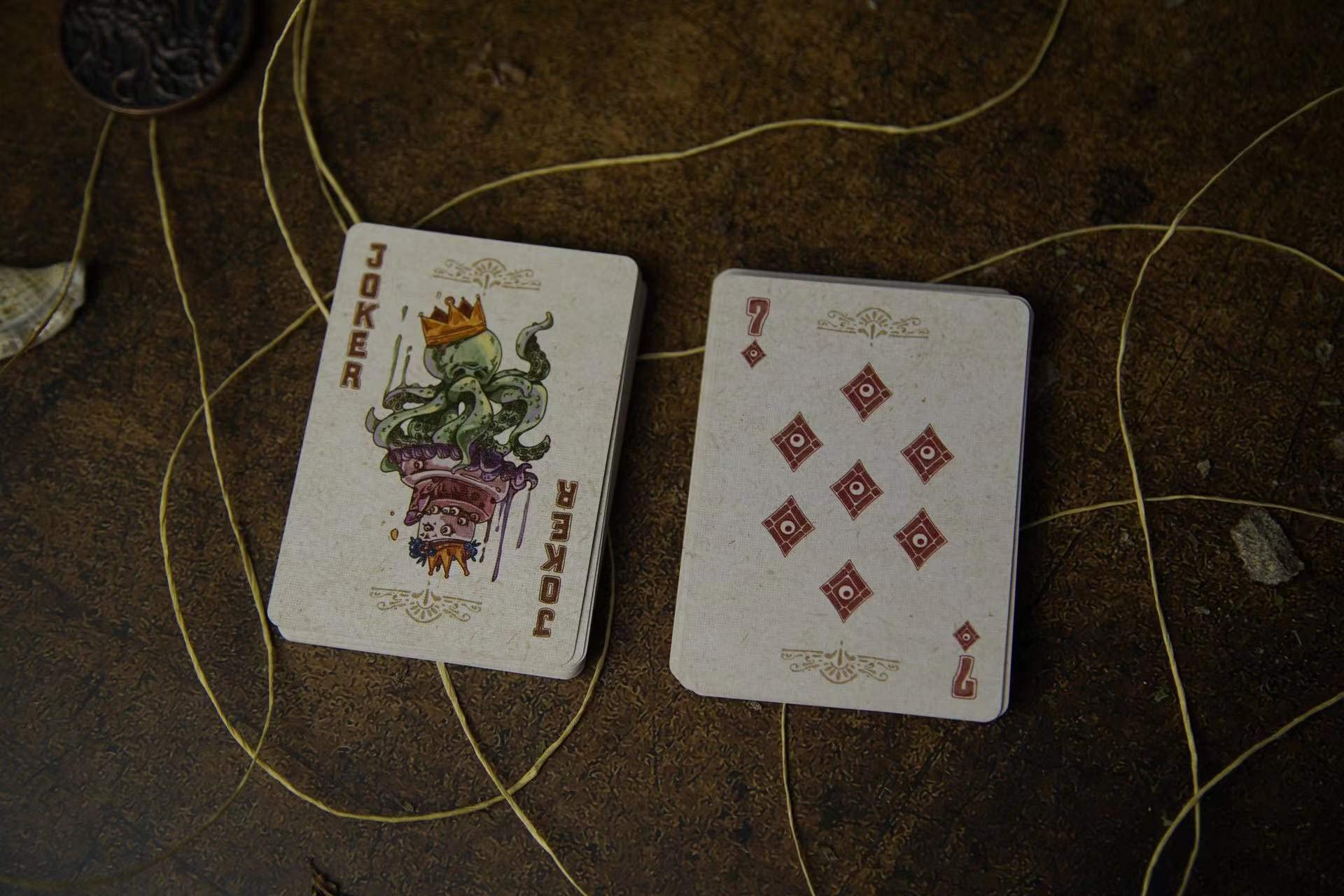 Premium Cthulhu Grey Playing Cards - Limited Edition Collectible Poker Deck for Adults & Teens | Unique Gift for Card Game Enthusiasts | Perfect for Poker Nights, Magic Tricks & Board Game Parties