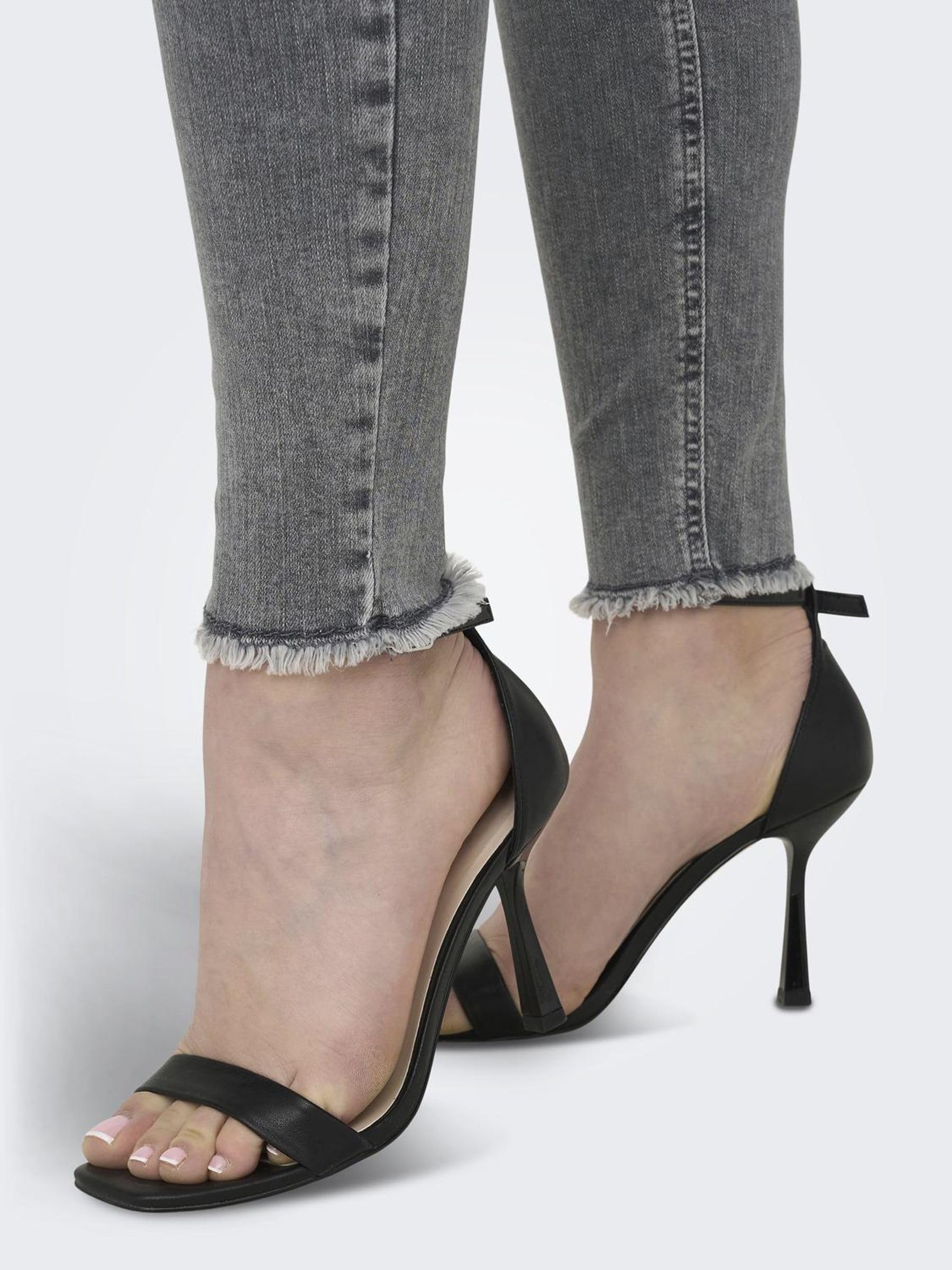 ONLY Women's High Waist Skinny Jeans - ONLBLUSH Medium Rise Stretch Denim Pants for Slim Fit | Perfect for Casual Outfits, Date Nights & Office Wear