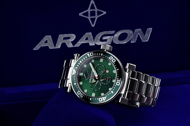 ARAGON M Diver 9100 A032GRN Men's Automatic Watch - Green Dial, Stainless Steel Case, Waterproof for Diving & Outdoor Activities