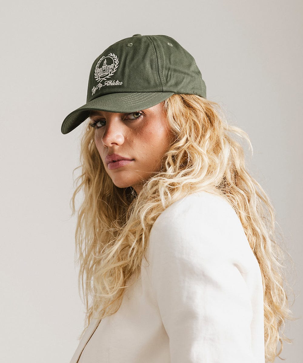 Gigi Crest Baseball Cap for Men & Women - Adjustable Dad Hat with Embroidered Logo - Perfect for Outdoor Sports, Casual Wear & Sun Protection