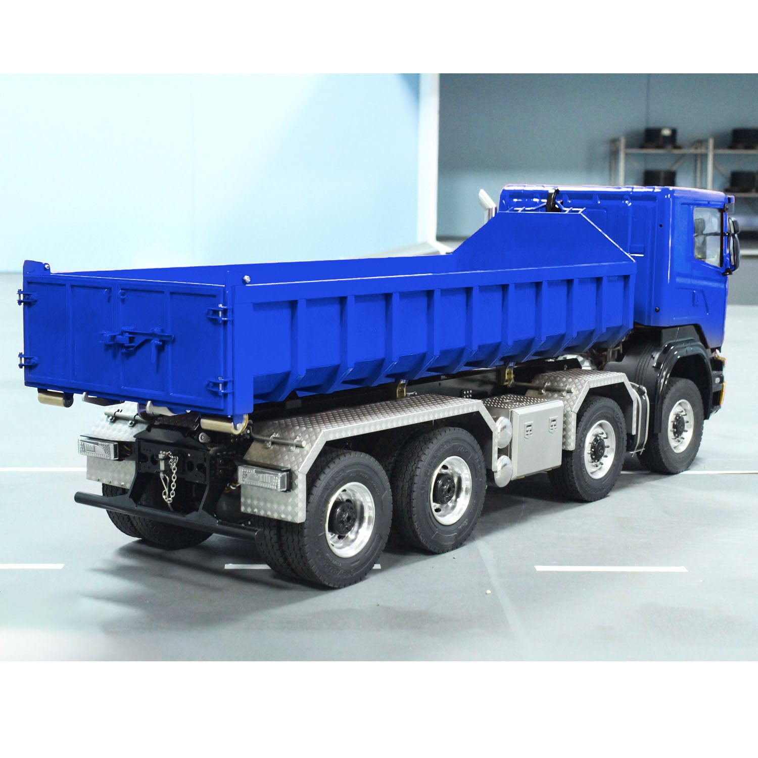 1/14 Scale 8x8 RC Hydraulic Dump Truck with 3-Speed Transmission, Differential Lock Axles & Powerful Motor - Remote Control Construction Vehicle for Off-Road Play, Sandbox Toys, and Construction Site Simulation