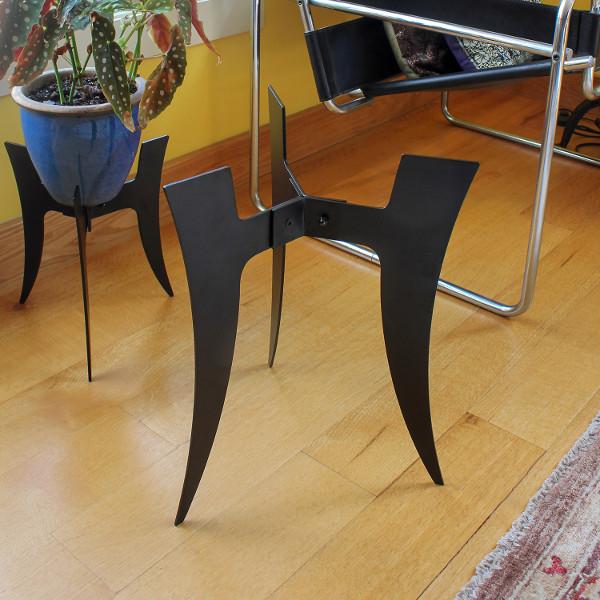 Ibex Plant Stand - Modern Indoor & Outdoor Flower Pot Holder for Home Decor, Garden, Patio, Balcony | Sturdy & Stylish Plant Shelf for Succulents, Herbs, Flowers