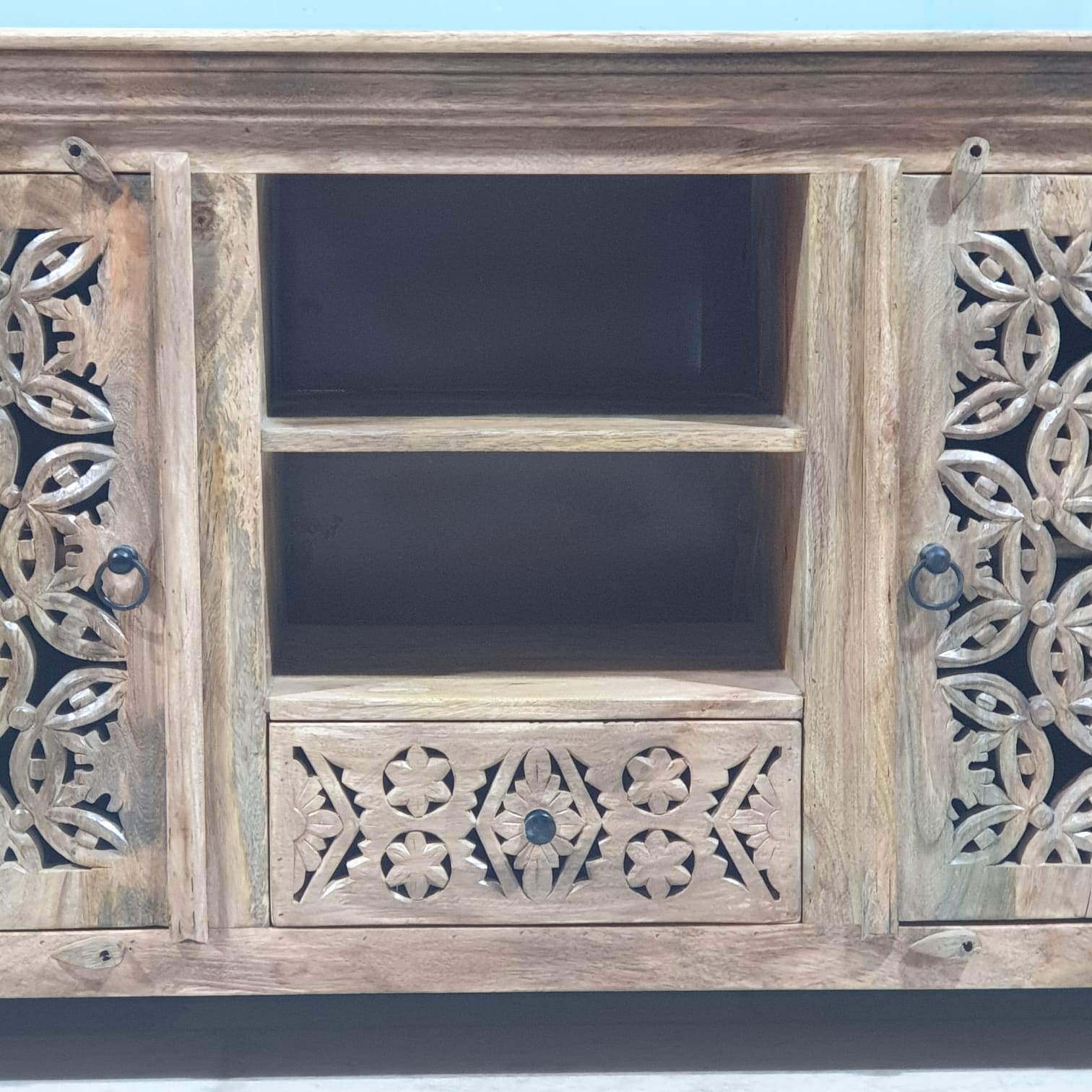 Handmade Carved Indian Mango Wood 2 Door 1 Drawer Sideboard Cabinet - Natural Finish for Dining Room, Living Room & Entryway Storage