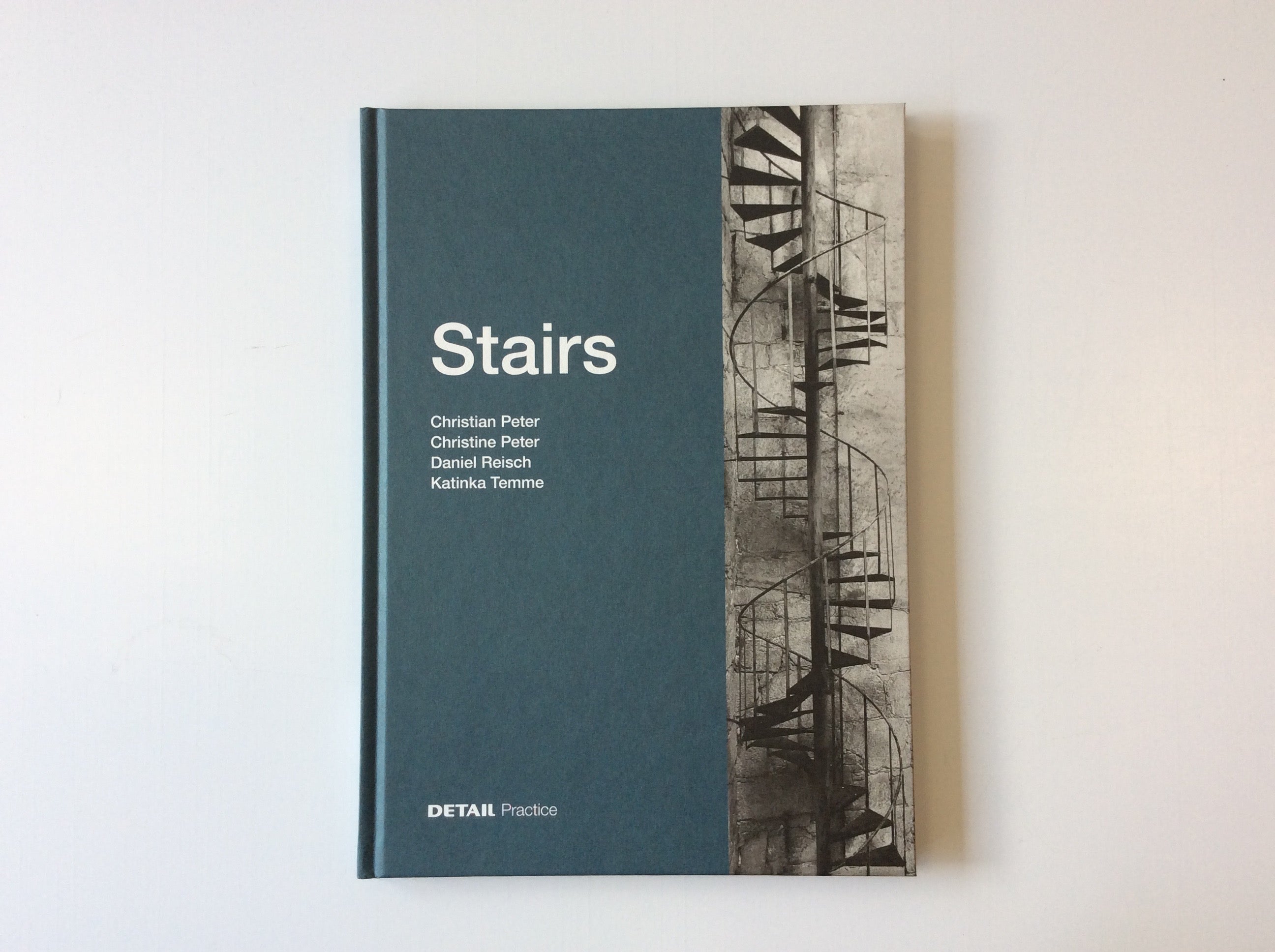 Sturdy and Safe Staircases for Home & Office - Indoor & Outdoor Use | Easy Installation & Durable Design