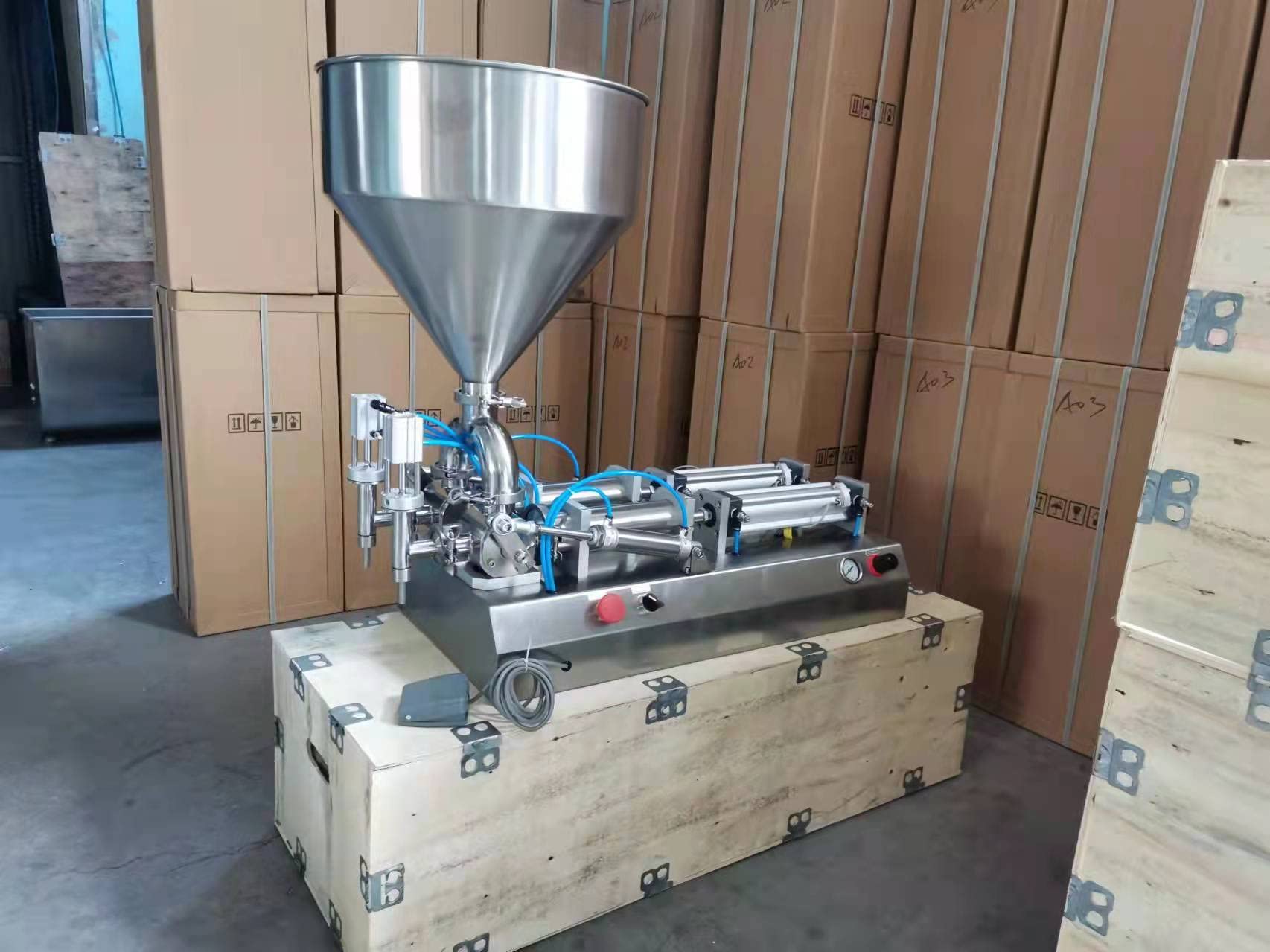 Stainless Steel Dual-Head Pneumatic Liquid & Paste Filling Machine for Toothpaste, Cream, Oil, Shampoo - Ideal for Cosmetics, Pharmaceuticals & Food Production Lines