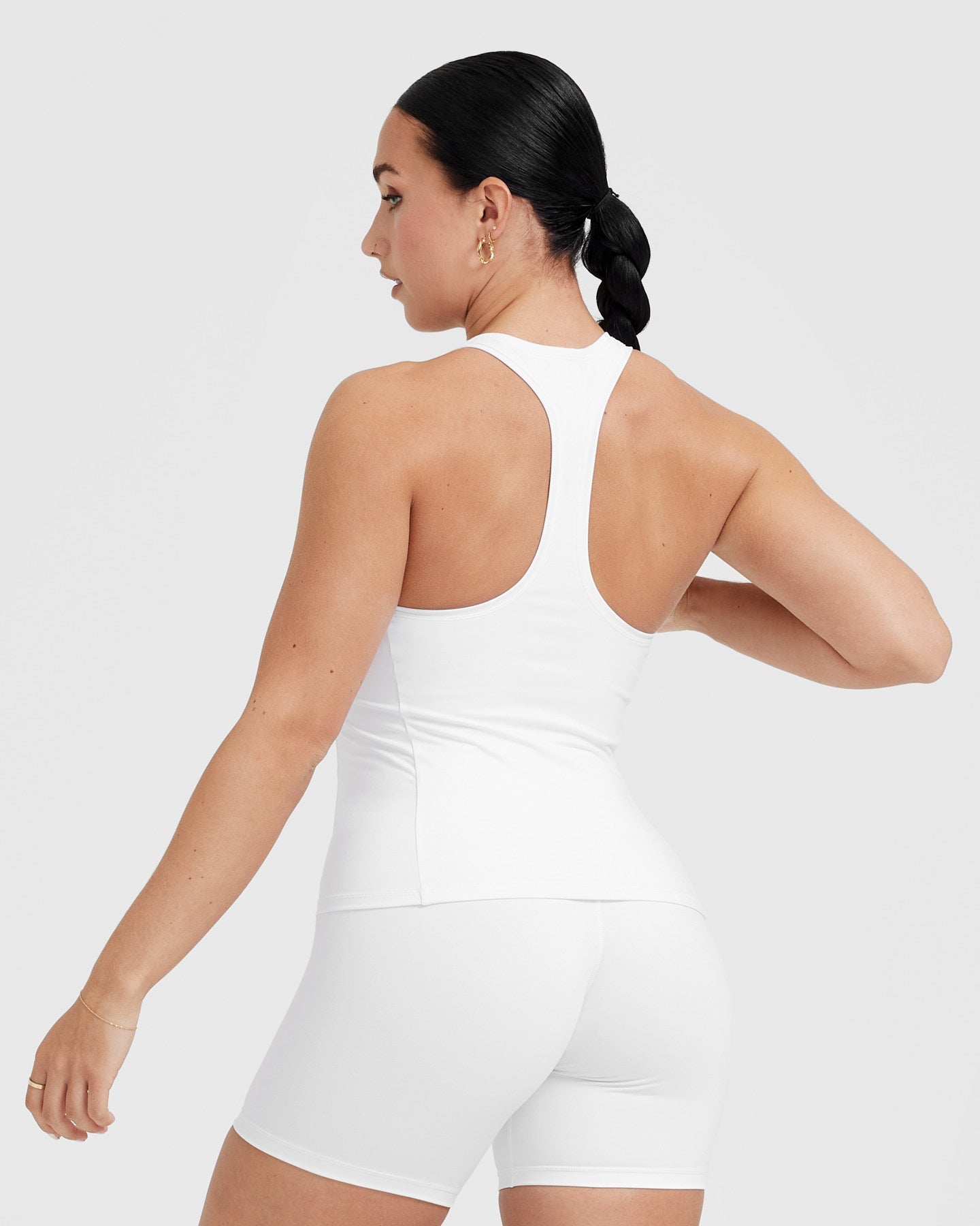 Timeless White Vest for Women & Men - Classic Layering Piece for Fall & Winter Fashion | Perfect for Office, Outdoors & Casual Wear