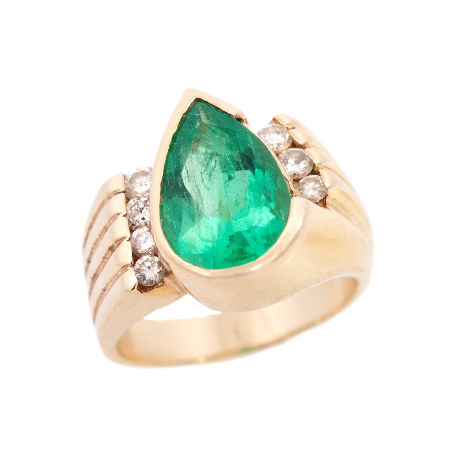 Vintage 14K Gold GIA Certified Emerald and Diamond Ring - 4 Carat Total Weight | Elegant Jewelry for Weddings, Anniversaries & Special Occasions