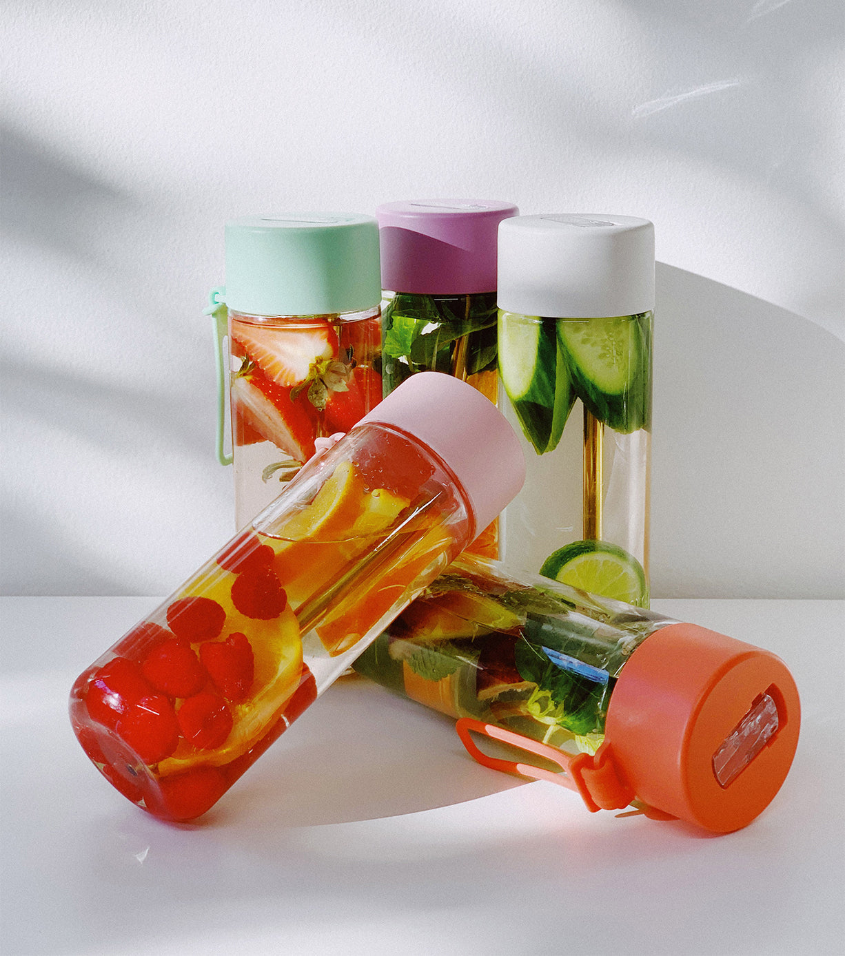 Customizable 25oz (740ml) Reusable Water Bottle - Eco-Friendly, BPA-Free, Leak-Proof for Gym, Hiking & Everyday Use