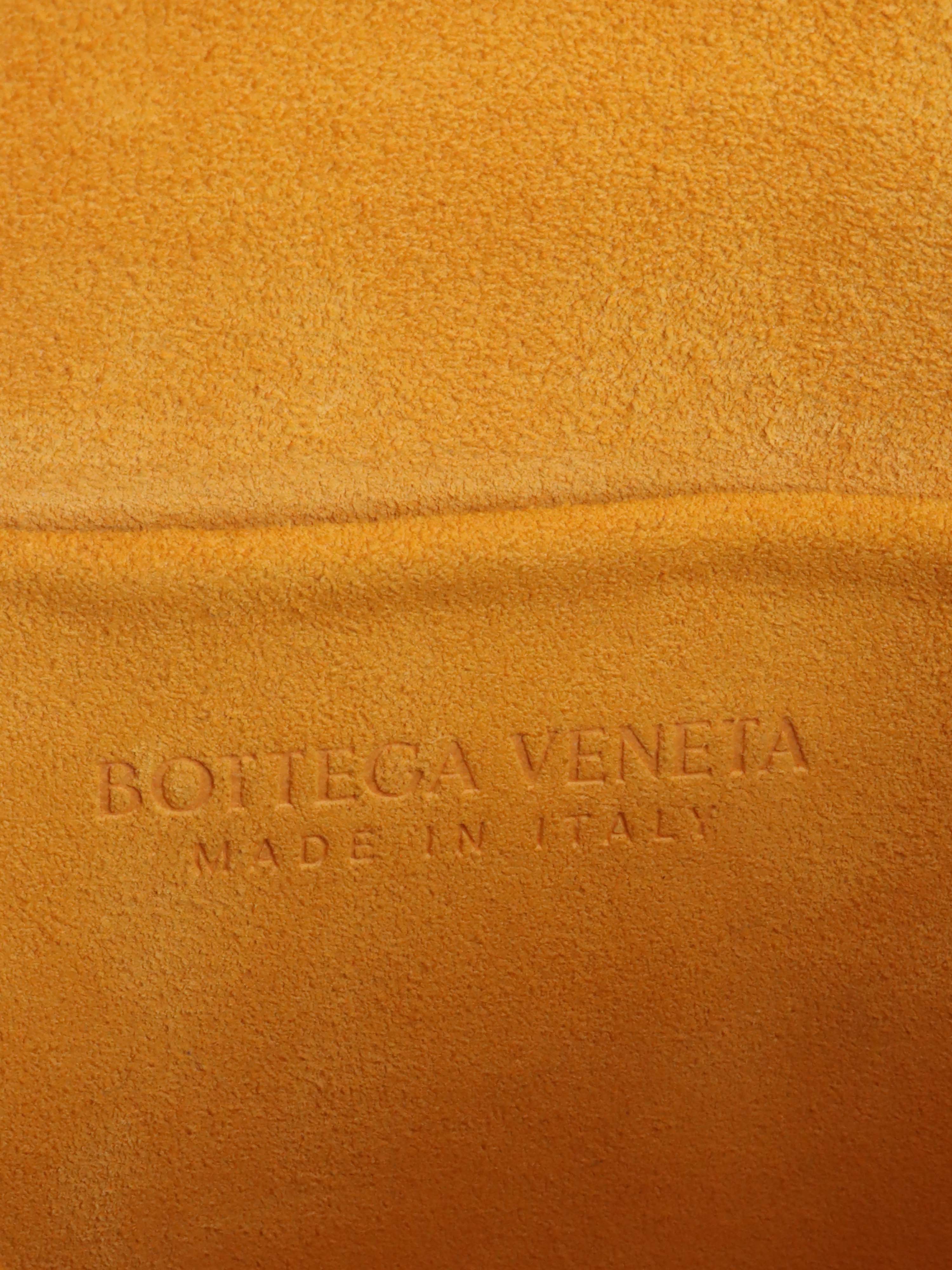 Bottega Veneta Orange V Ring Bag - Stylish Crossbody Handbag for Women, Perfect for Everyday Use, Work, and Travel