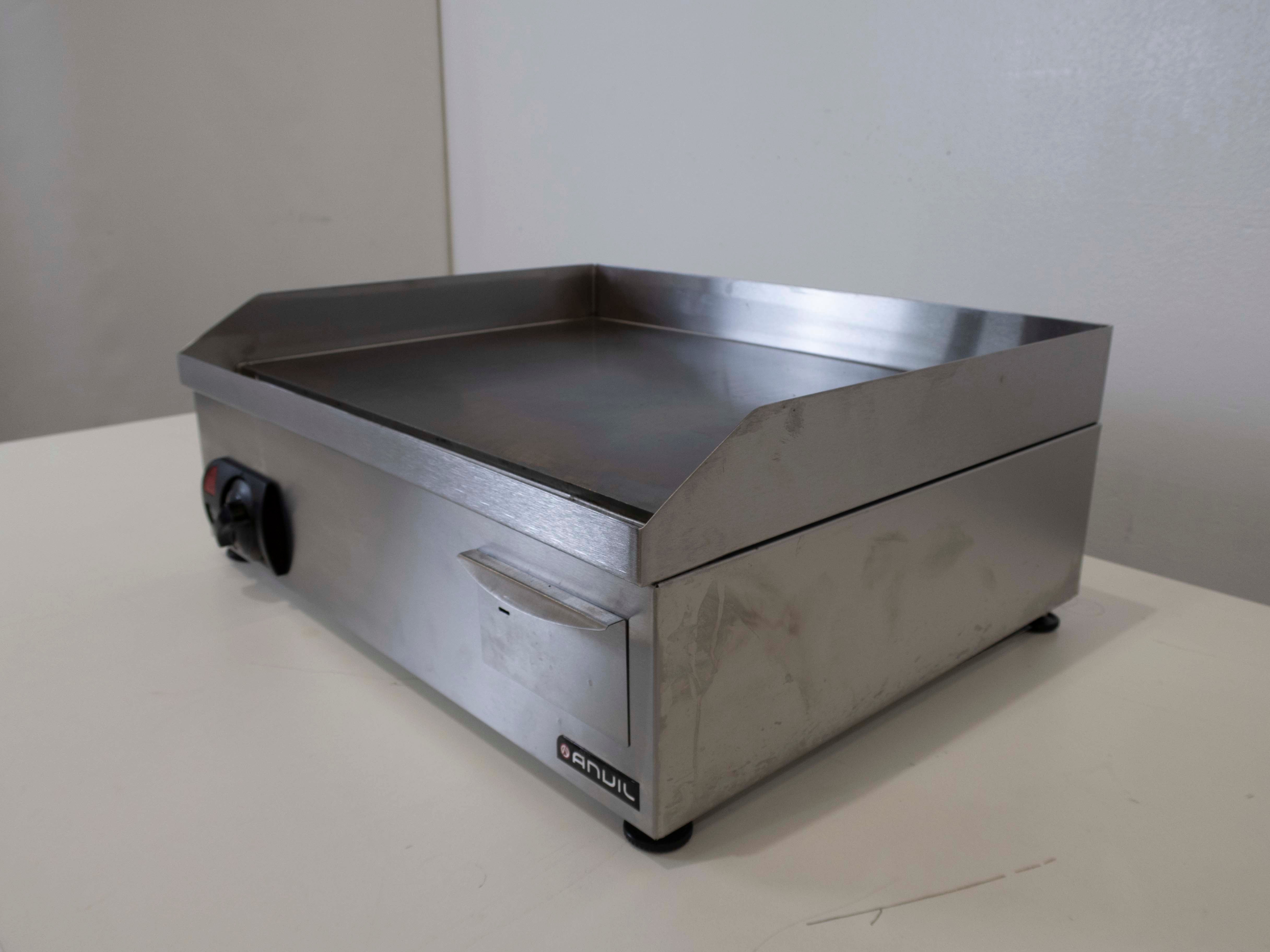Anvil FTA0600 ICE Griddle - Commercial Grade Flat Top Grill for Restaurants, Food Trucks & Outdoor Cooking - Perfect for Pancakes, Burgers & Breakfast Dishes