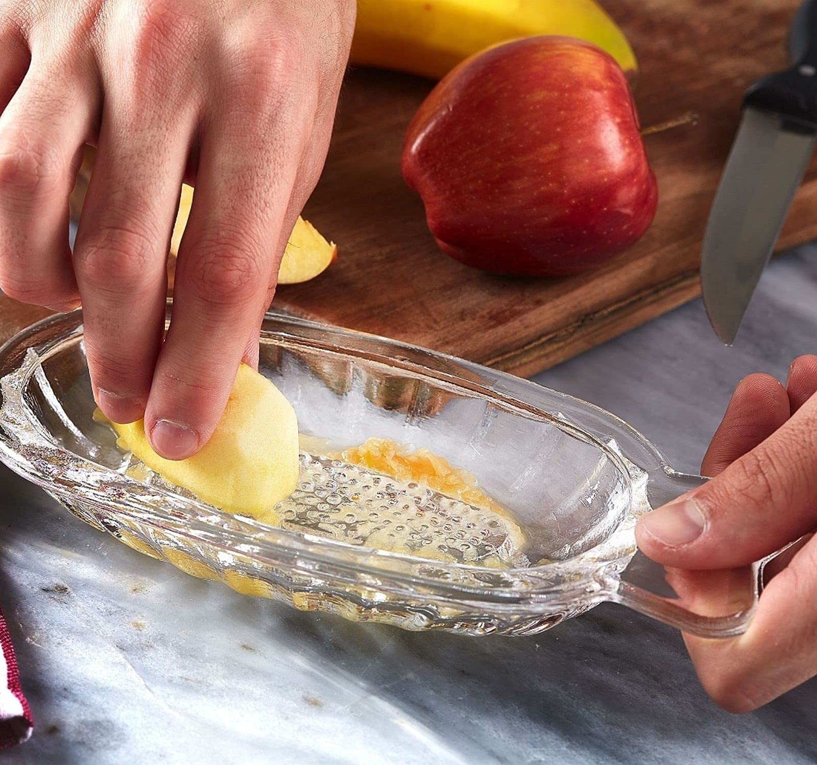 DESTALYA Glass Apple Grater for Baby Food - Crystal Fruit & Vegetable Grater - Healthy Puree Maker & Small Manual Food Processor - Kitchen Tool for Making Homemade Baby Purees & Smoothies