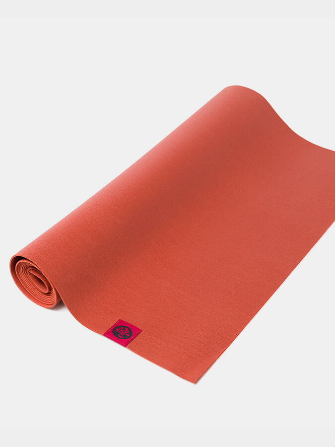 Manduka eKO SuperLite Travel Yoga Mat 1.5mm - Eco-Friendly & Lightweight for Yoga, Pilates & Travel - Perfect for Home, Studio & Outdoor Workouts