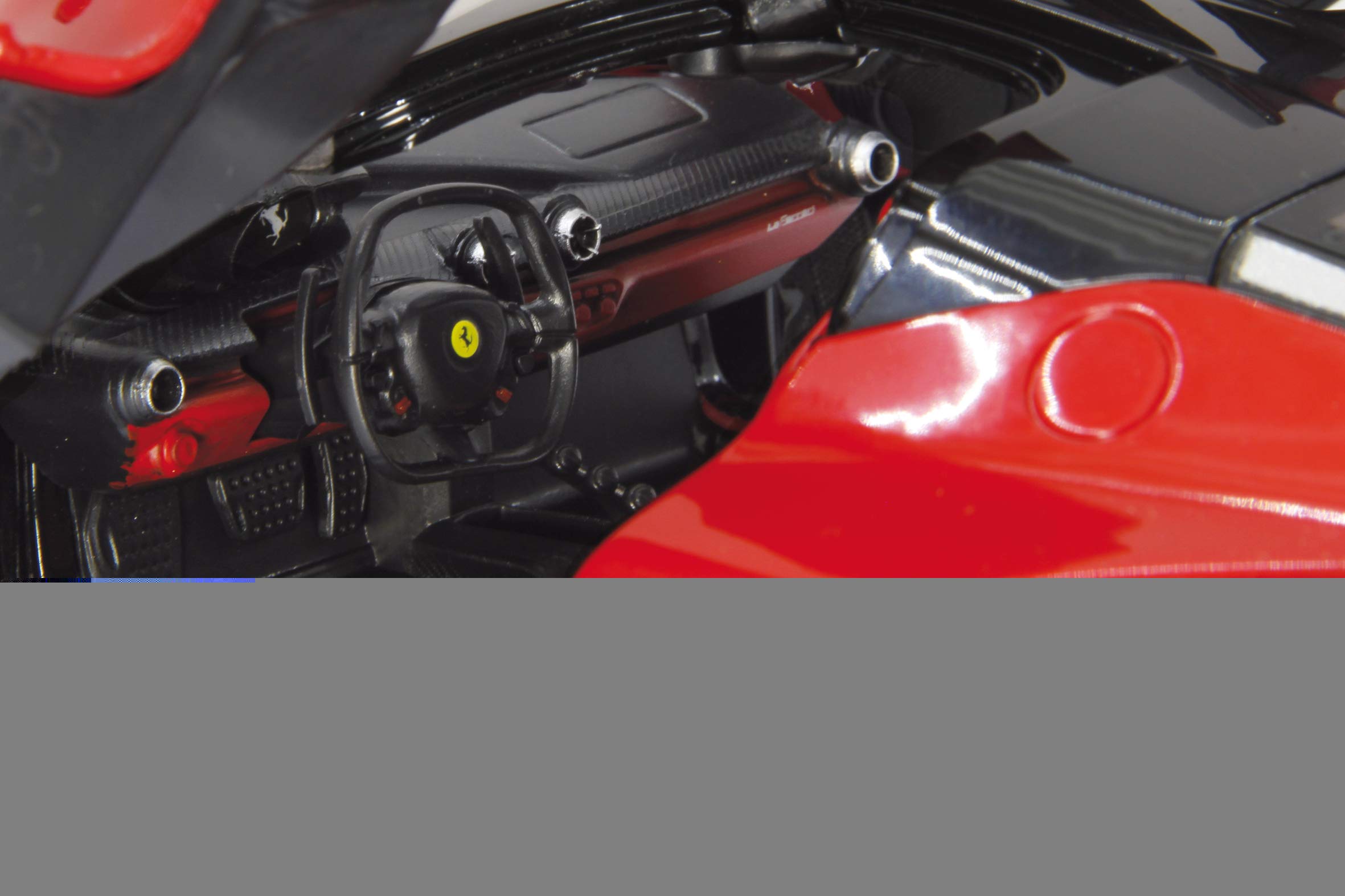 Jamara 404130 1:14 Scale Red Ferrari LaFerrari Deluxe RC Car - 40 MHz Remote Control, Collectible Model Vehicle for Kids & Adults - Perfect for Racing, Display & Gift Giving