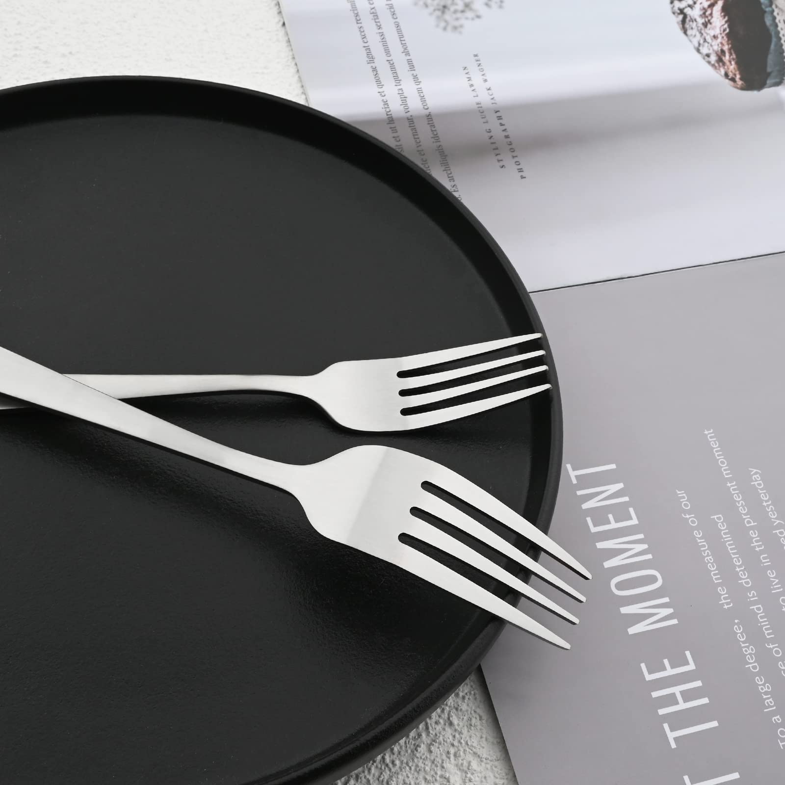 5-Piece Stainless Steel Silverware Set - Matte Silver Flatware for 1 (Knife, Fork, Spoon) | Elegant Dining Utensils for Family Meals, Restaurants & Dinner Parties | Dishwasher Safe Kitchen Cutlery Set