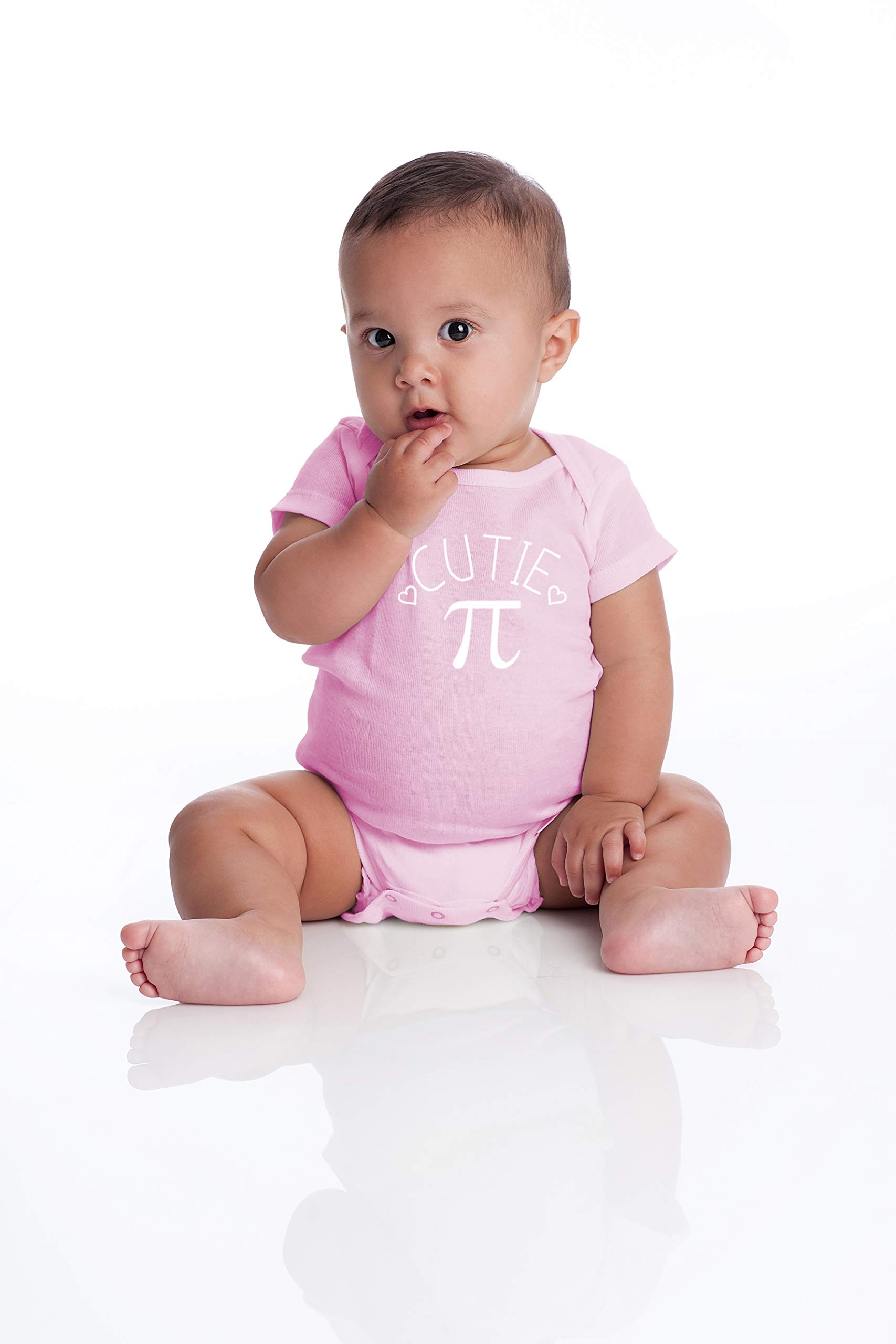 Funny Baby Bodysuit - Cute Newborn Romper for Boys & Girls - Playtime & Photos
