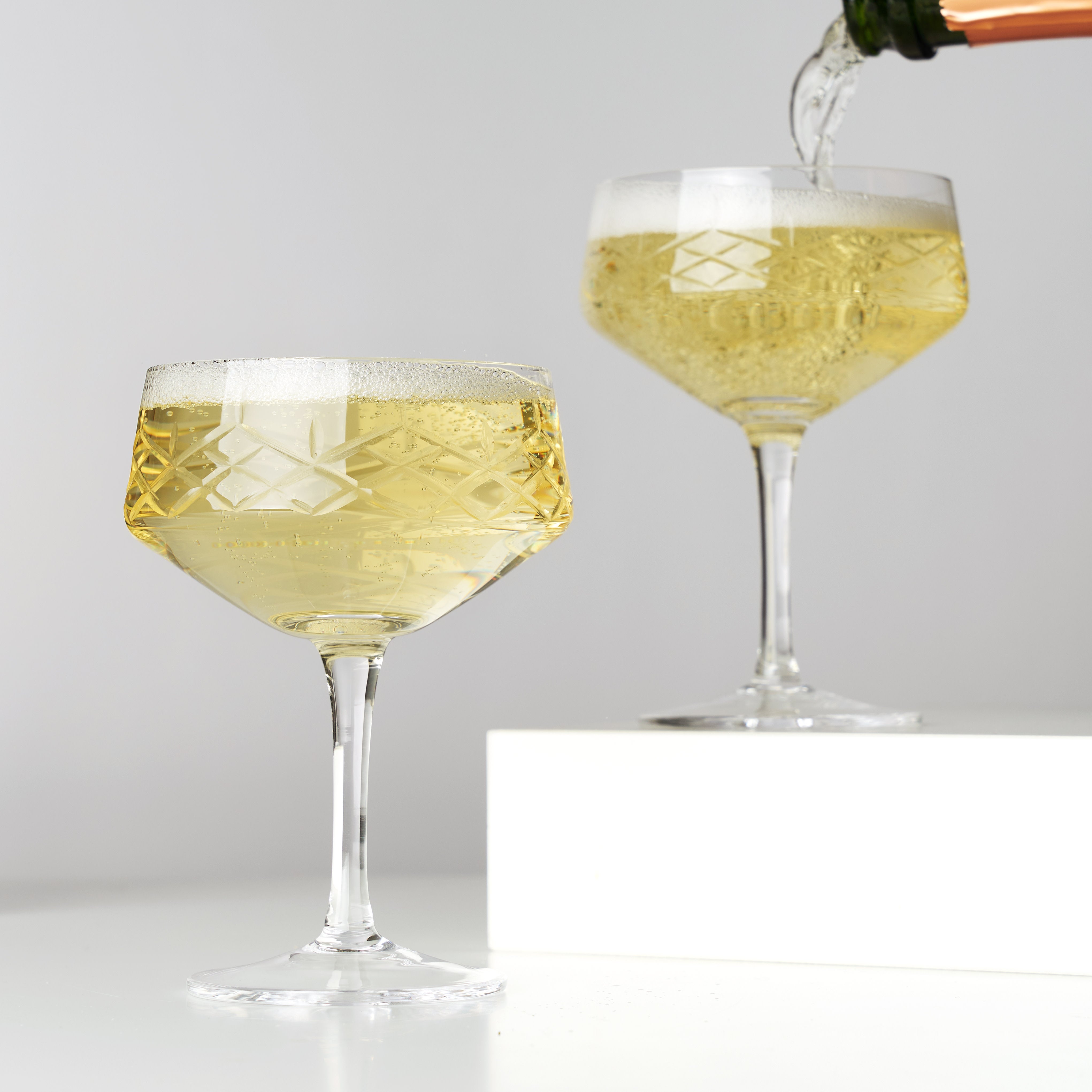 Premium Admiral Crystal Coupe Glasses Set - Elegant Champagne & Cocktail Glasses for Weddings, Parties & Special Occasions