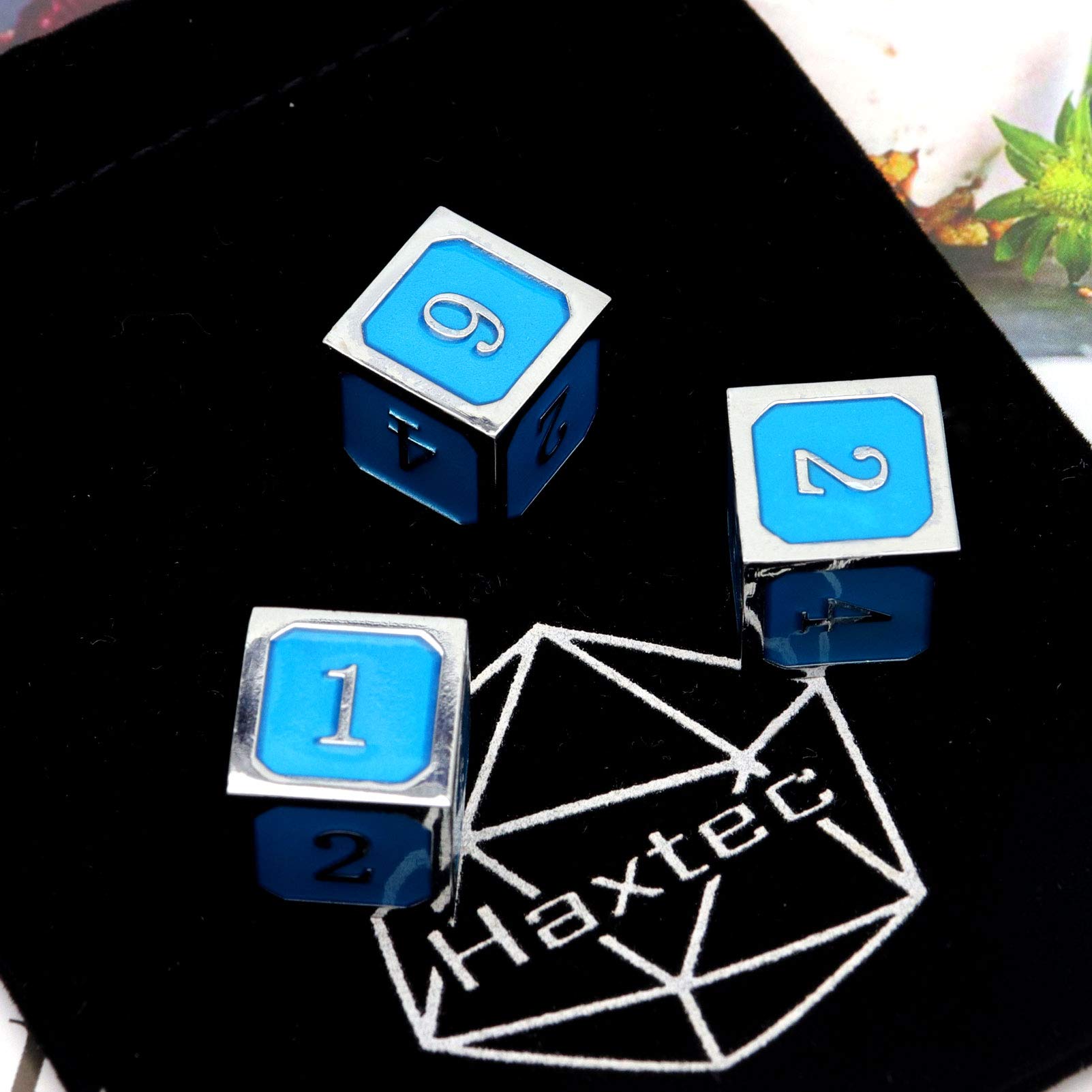 Haxtec 3-Pack Silver Glow in The Dark D6 Dice Set - Blue Glowing Metal Die for Dungeons & Dragons, RPG, Board Games & Tabletop Adventures