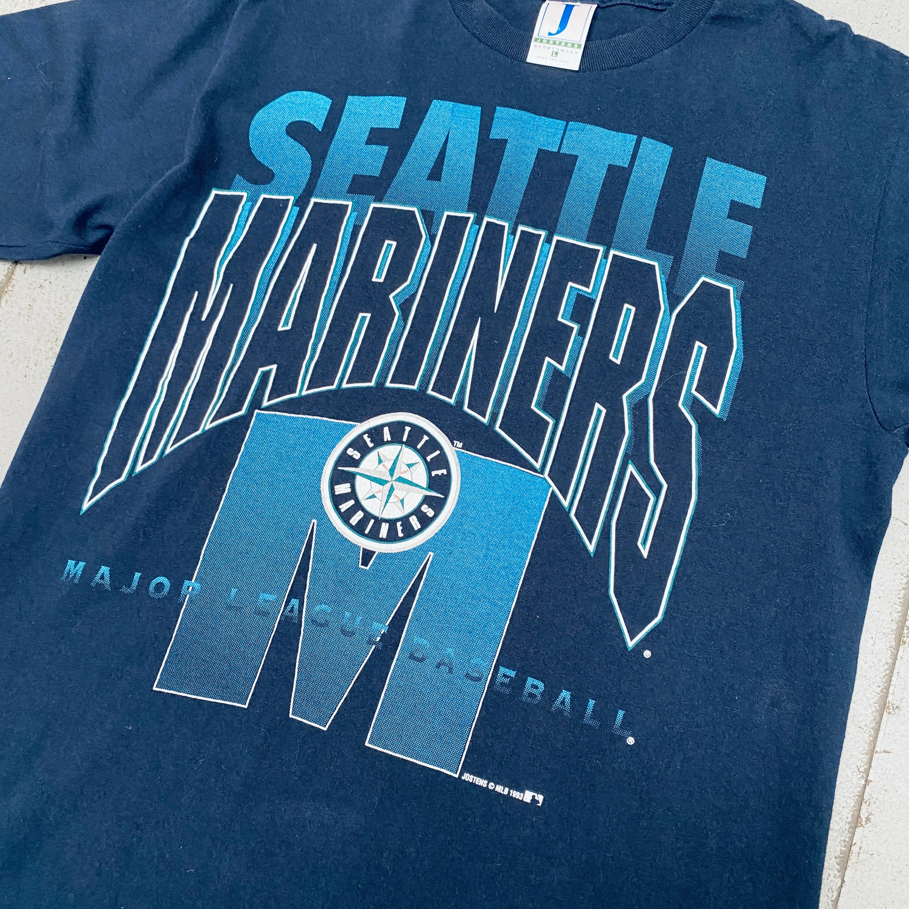 Seattle Mariners 1993 Graphic Spellout Sweatshirt (Medium/Large) - Vintage Baseball Fan Apparel for Games & Casual Wear