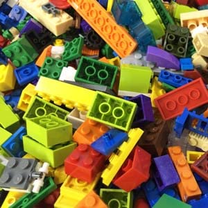1,000-Piece Building Blocks Set with Storage Box Organizer - Creative Construction Toy for Kids & Adults 6+ | Compatible with Lego & Major Brands | Includes 70 Bonus Pieces | Perfect for STEM Learning, Birthday Gifts & Family Bonding Activities
